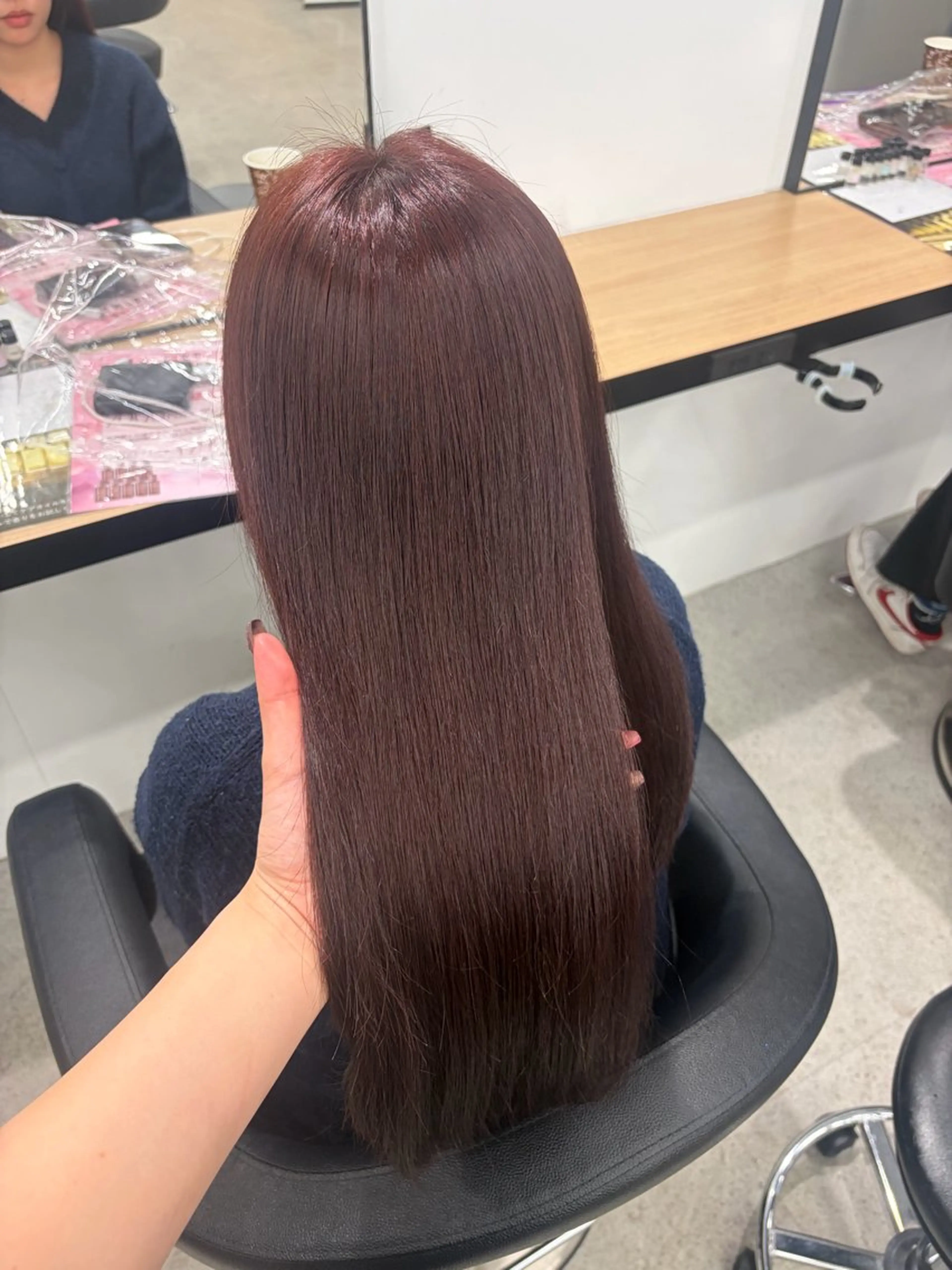 ロング カラー ブリーチ 髪質改善 トリートメント ヘアカラー 💗愛され暖色💗 ピンク/レッド💗のヘアスタイル
