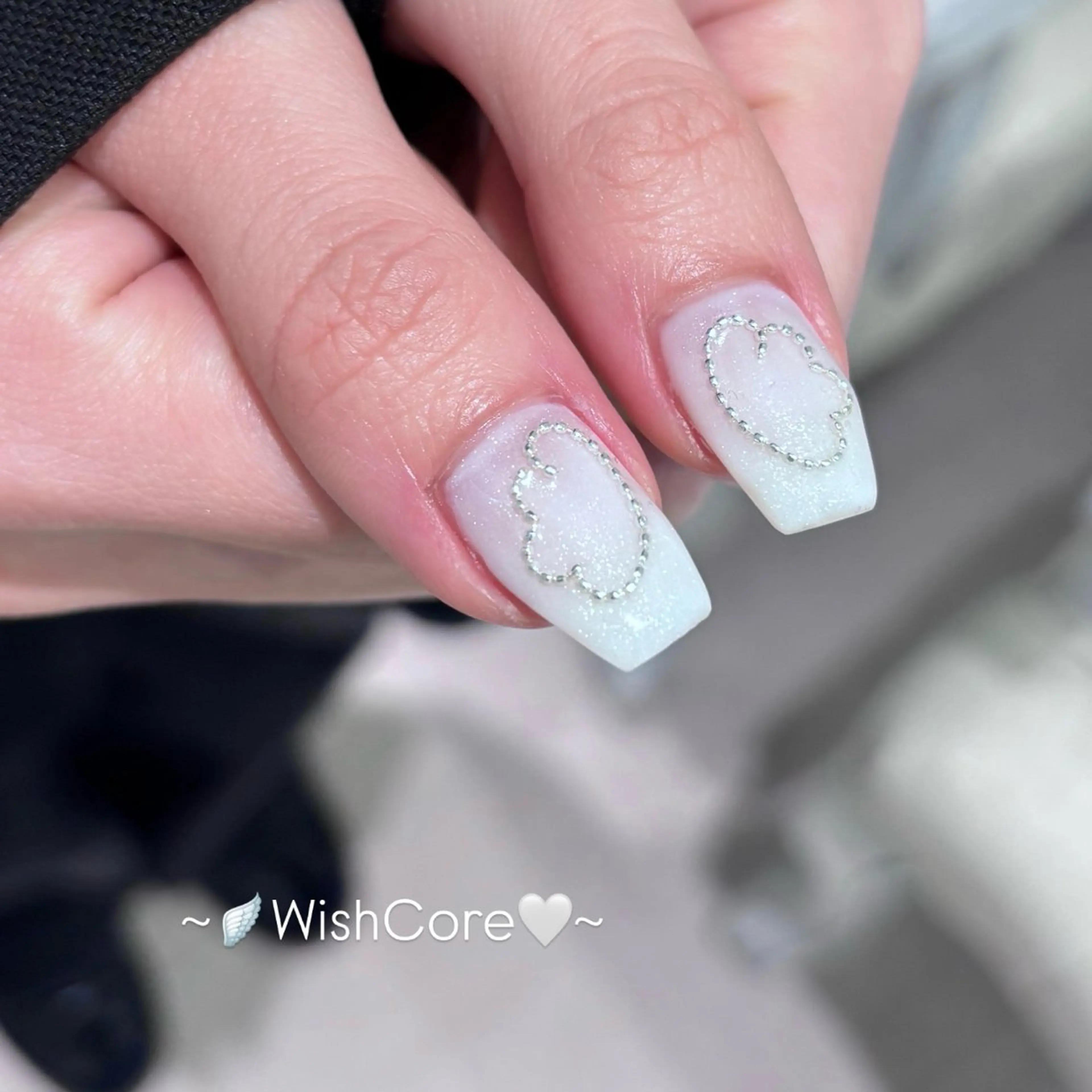 ネイル ジェルネイル キラキラネイル パラジェル ハンドネイル nailist mayu 💅🏻のネイルデザイン