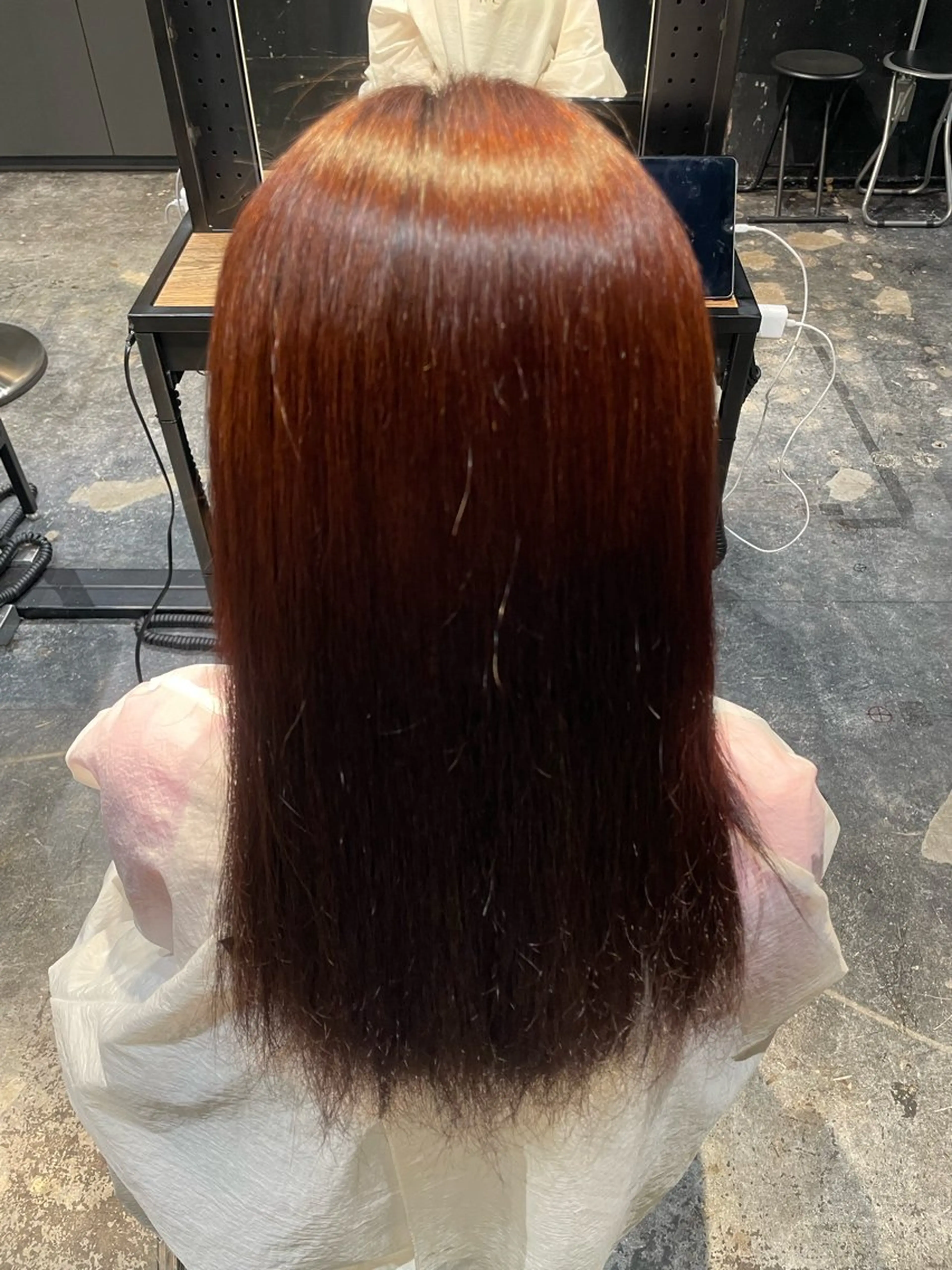 セミロング ブリーチカラー/ カット/安松龍一のヘアスタイル