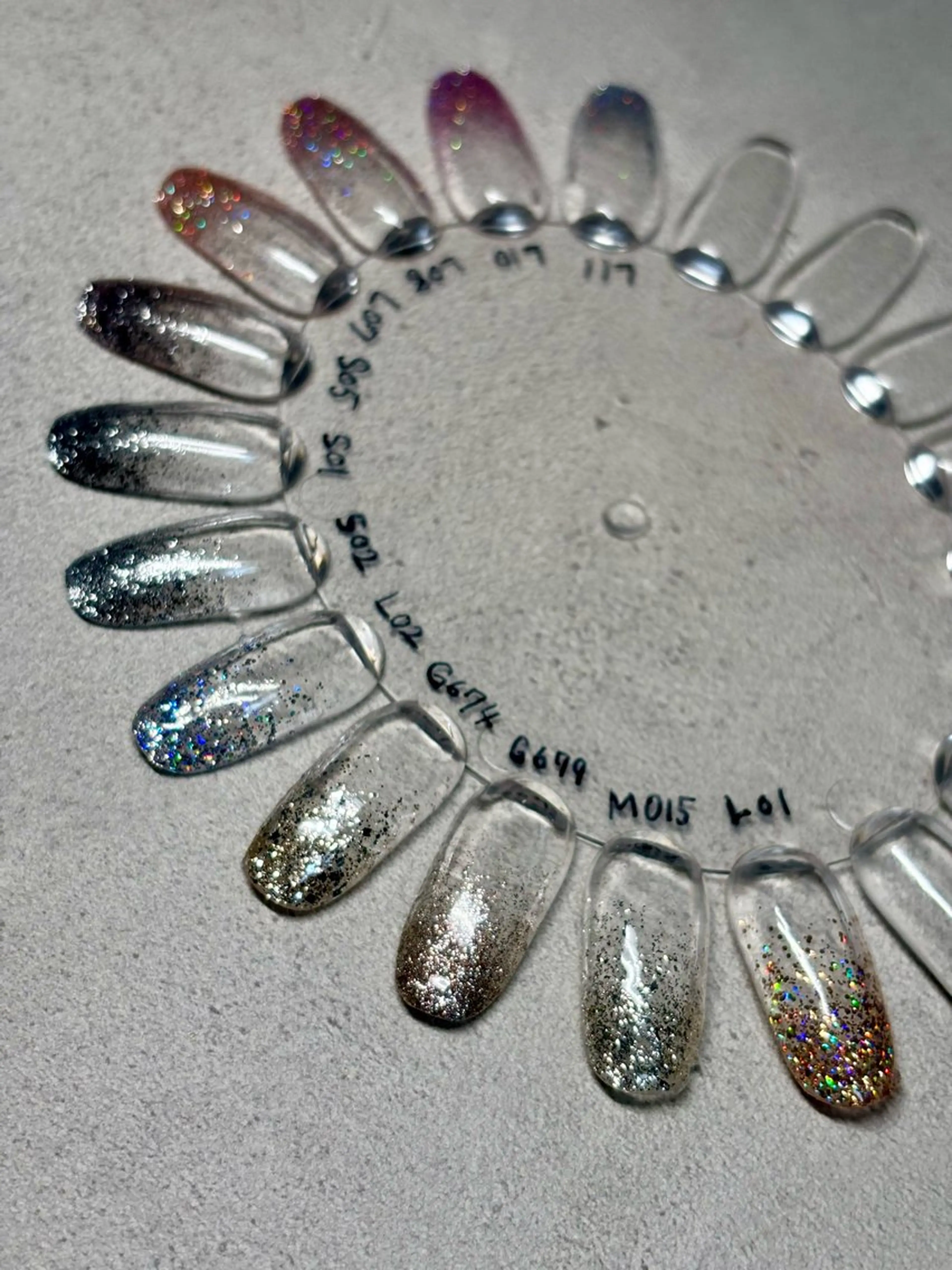 フィルイン(オフあり)HAND💅ラメグラデーションの写真