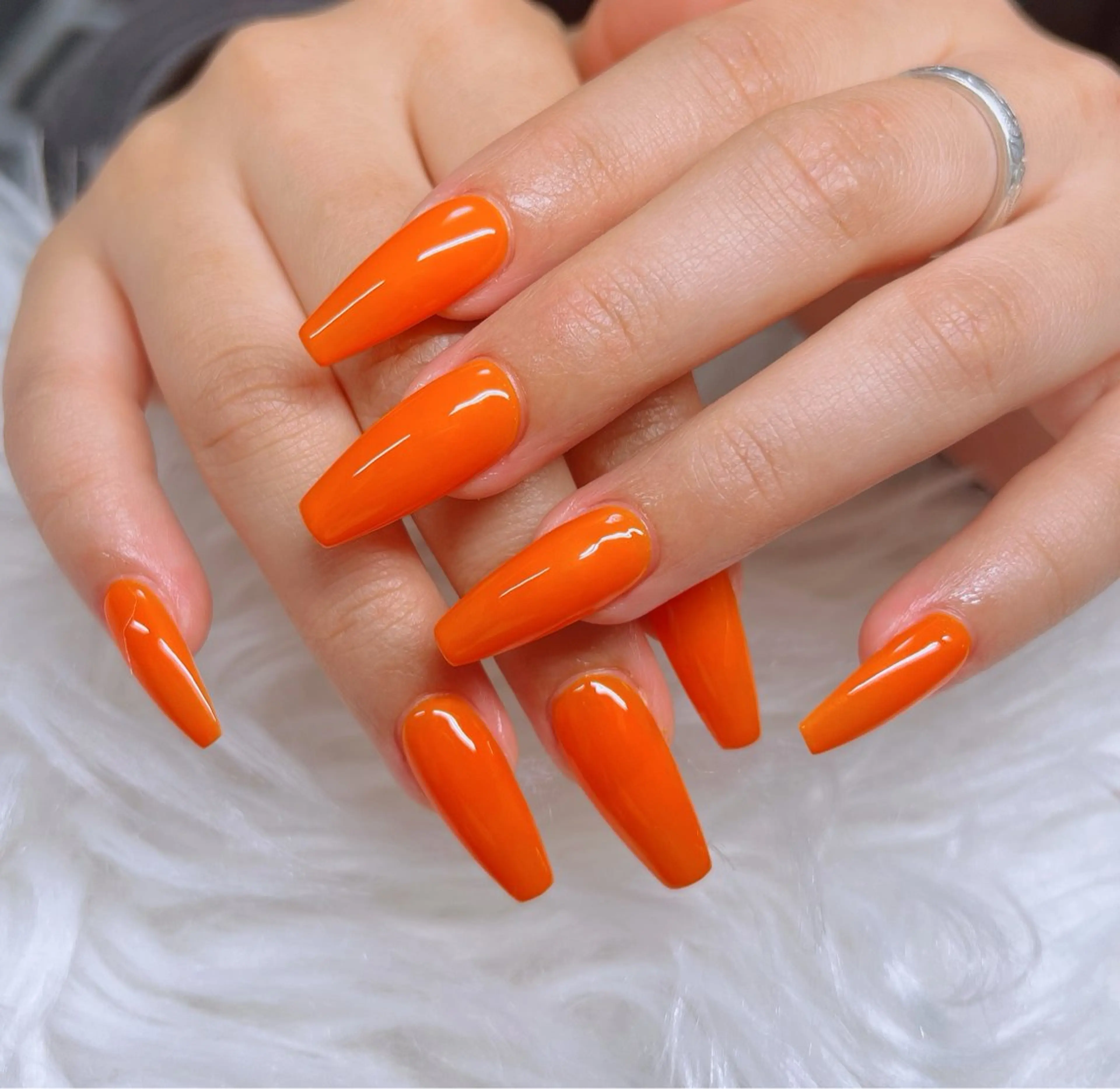 ミディアム ハンドネイル Lee _nailのネイルデザイン