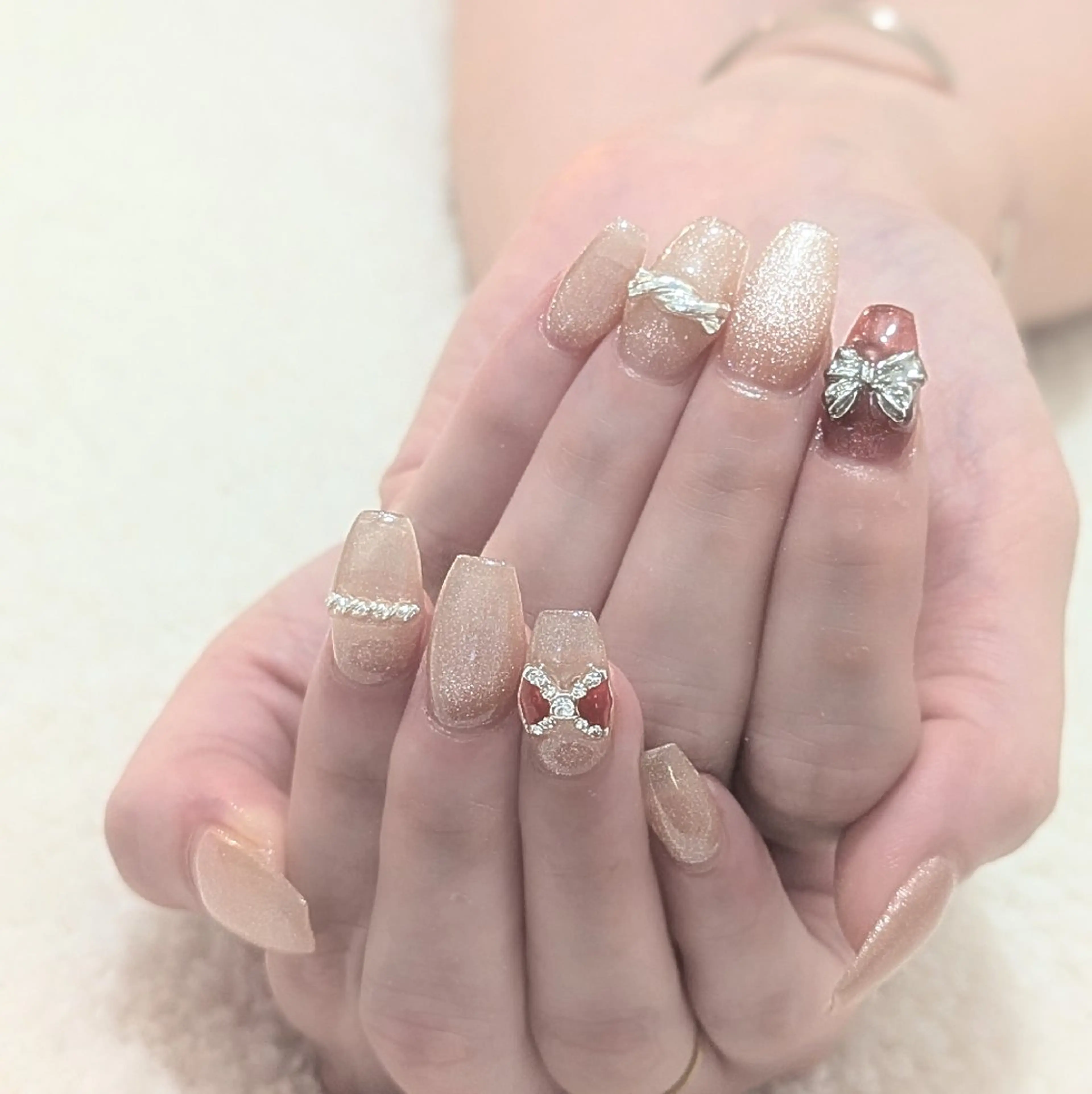 ネイル マグネットネイル 赤色 VIBLISS福岡店 yurichanのネイルデザイン