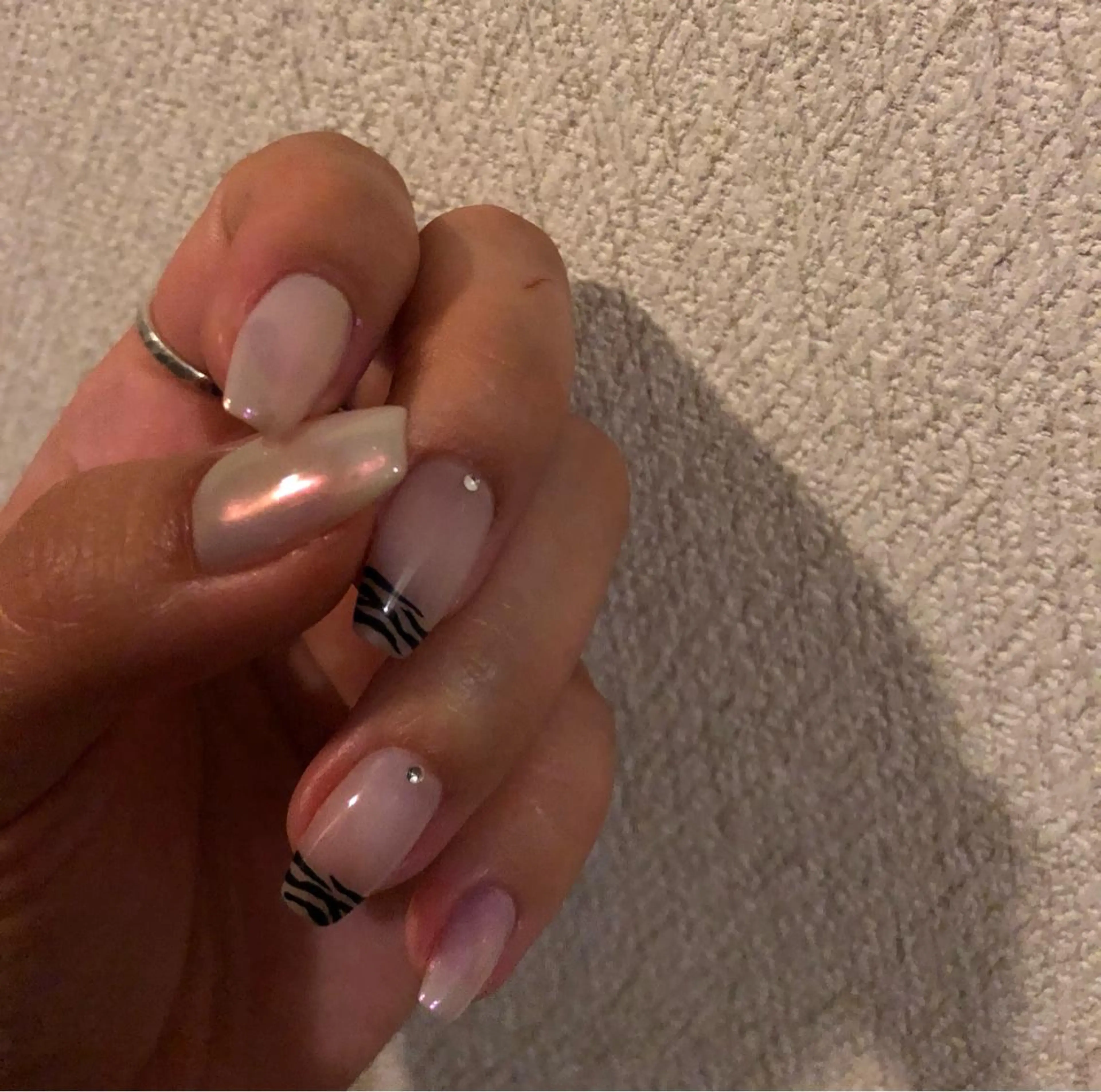 ネイル パラあり！フィルイン 美フォルムのネイルデザイン