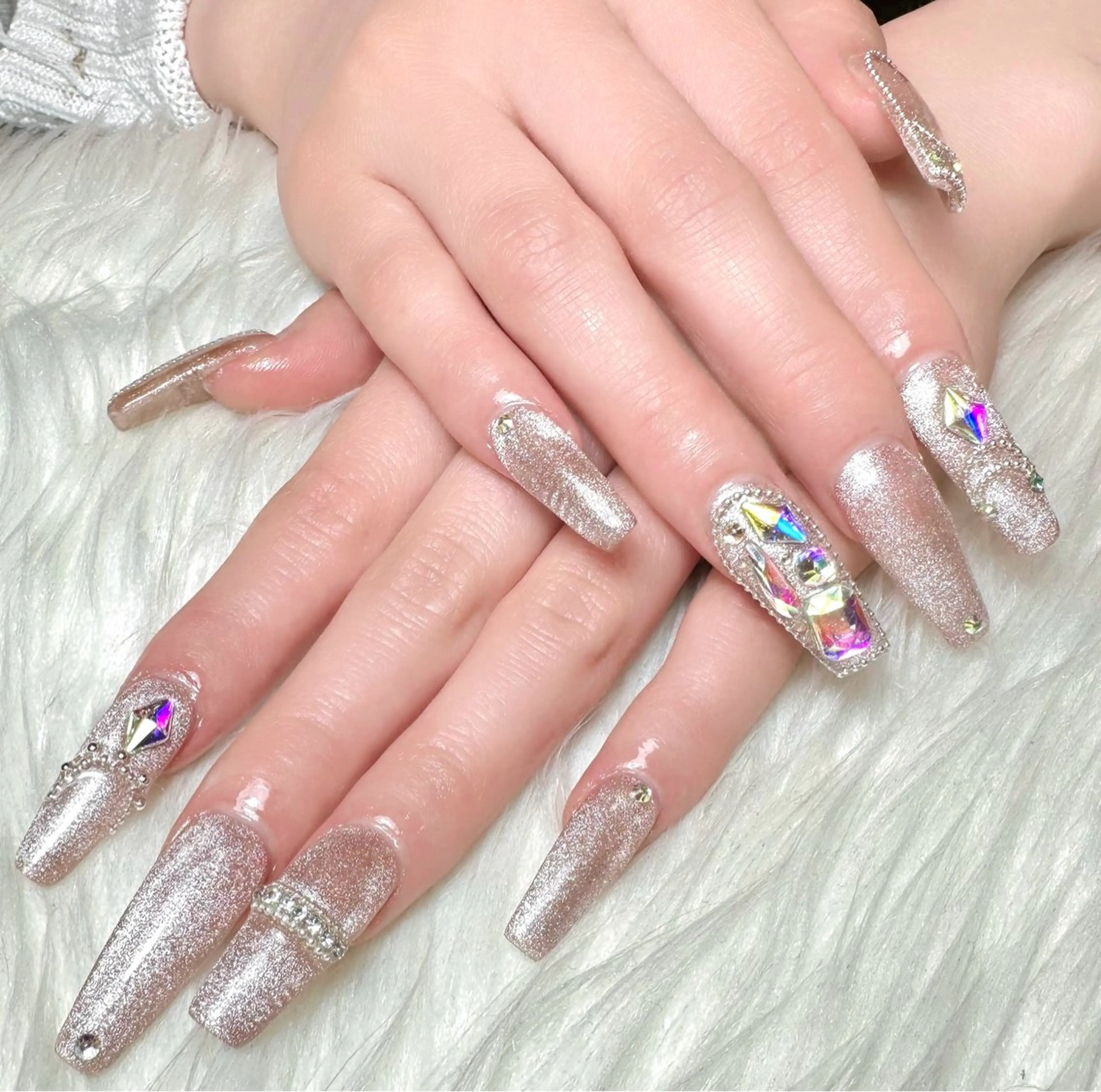 ネイル 長さ出し キラキラネイル マグネットネイル 持ち込み ハンドネイル untitled Mariのネイルデザイン