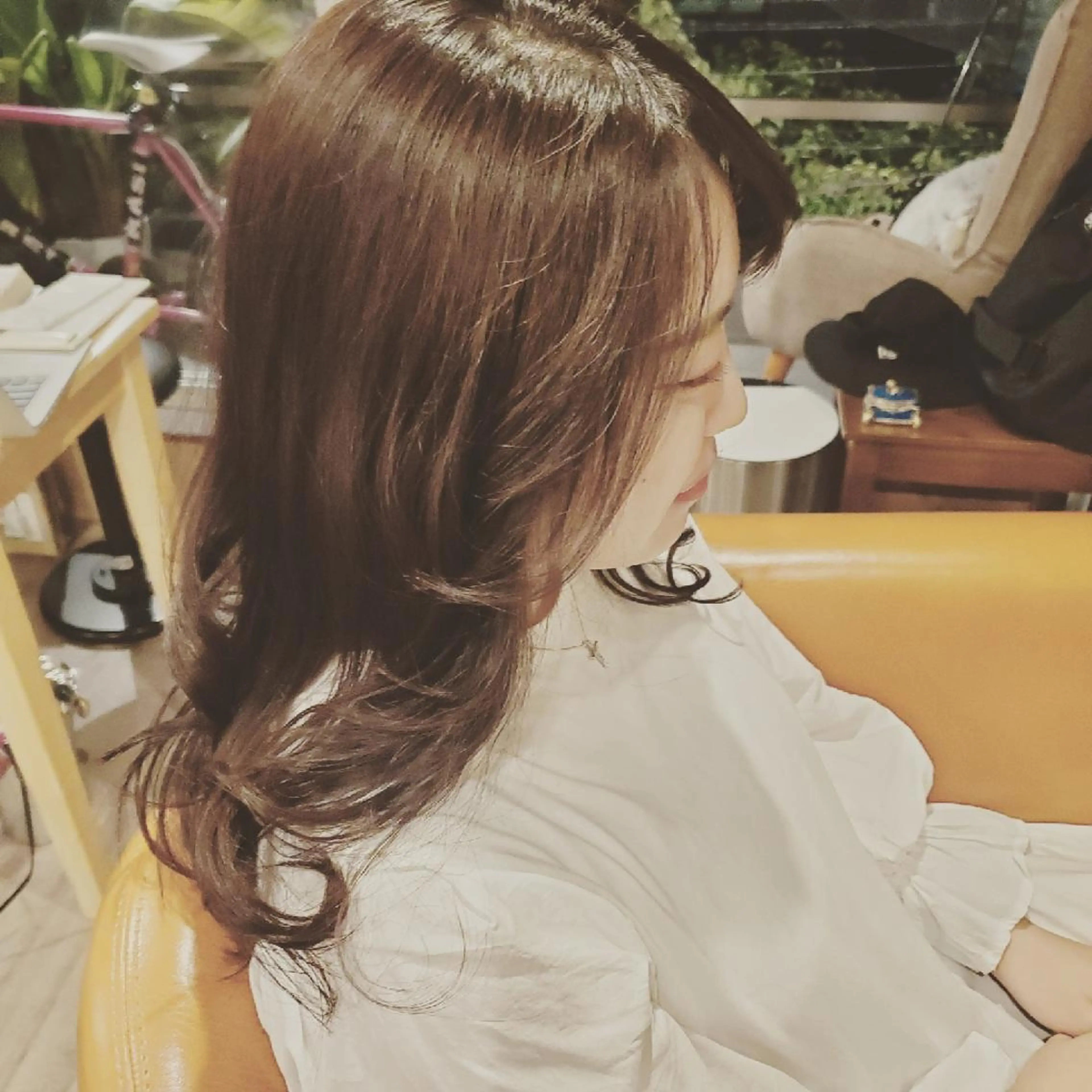 ロング カラー アディクシーカラー ブリーチ イルミナカラー 外国人風カラー トリートメント カット ヘアカラー トリートメント spa hair ark 富井直美のヘアスタイル