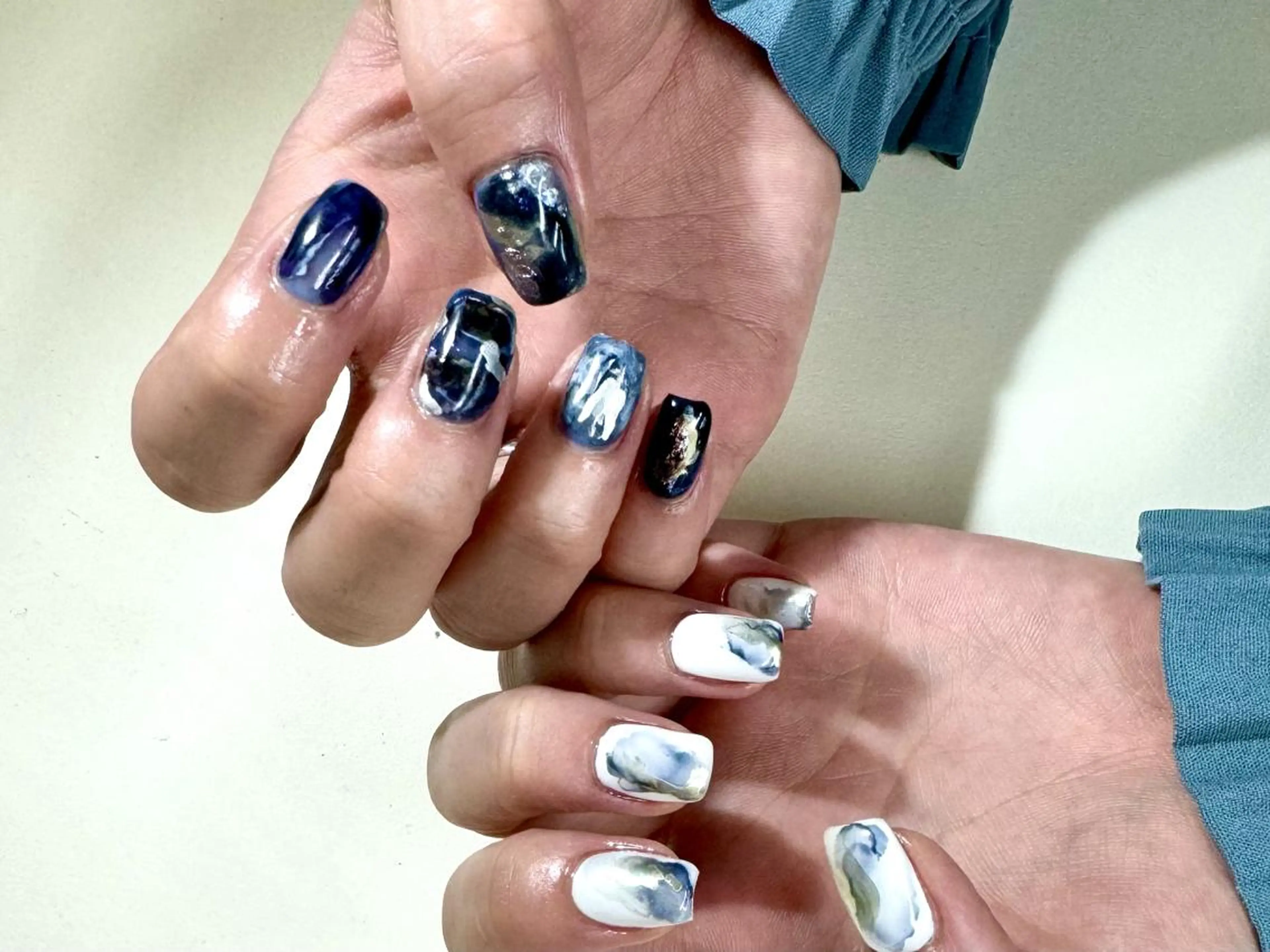 ネイル ジェルネイル 韓国ネイル ニュアンスネイル ワンホンネイル nailstudio eviz新宿店のネイルデザイン