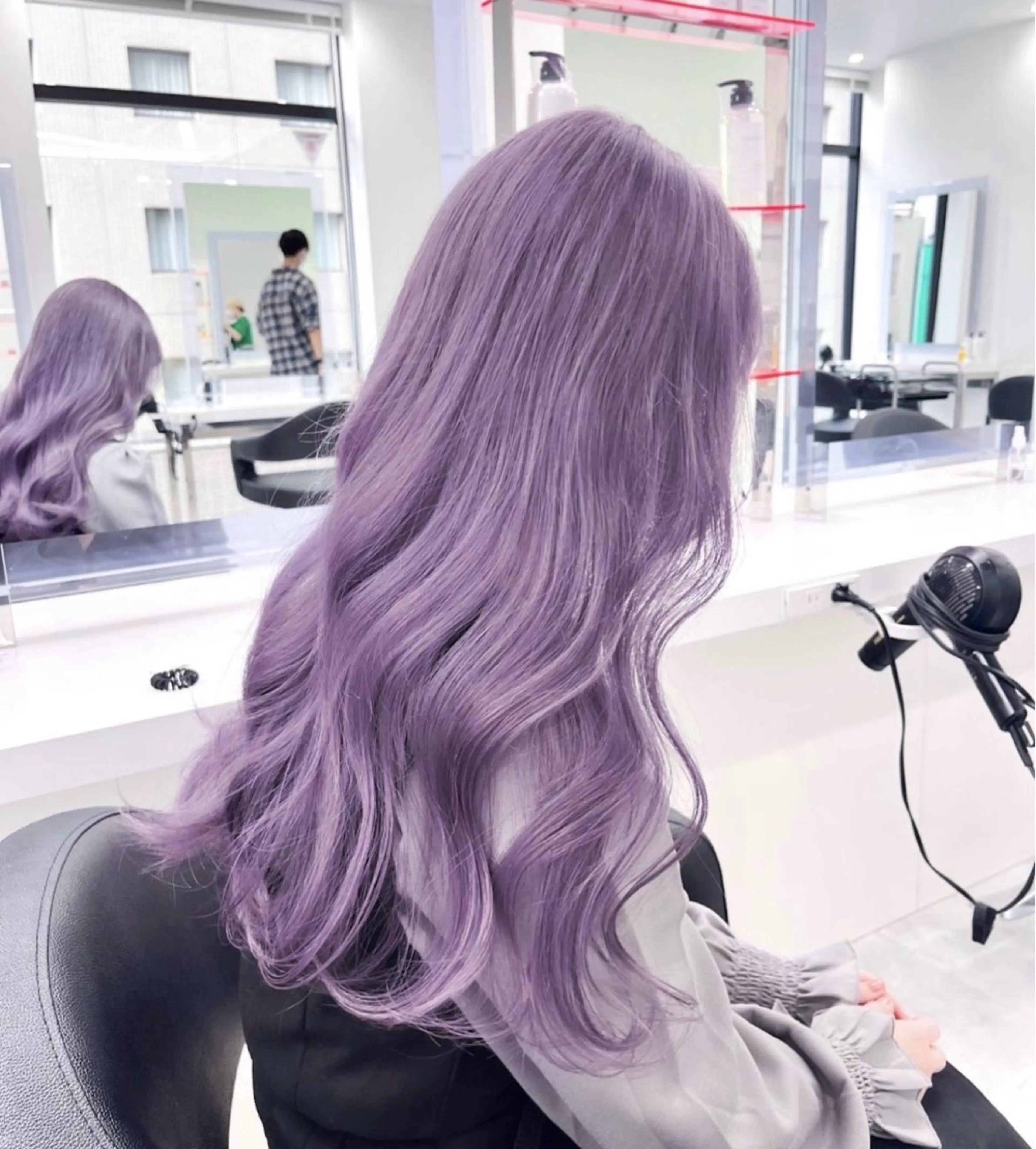 ロング カラー ヘアアレンジ 黒髪 ハイトーンカラー パープルカラー ヘアカラー トリートメント ヘアセット 🫧モテる💗ダメー ジレスハイトーン🫧のヘアスタイル