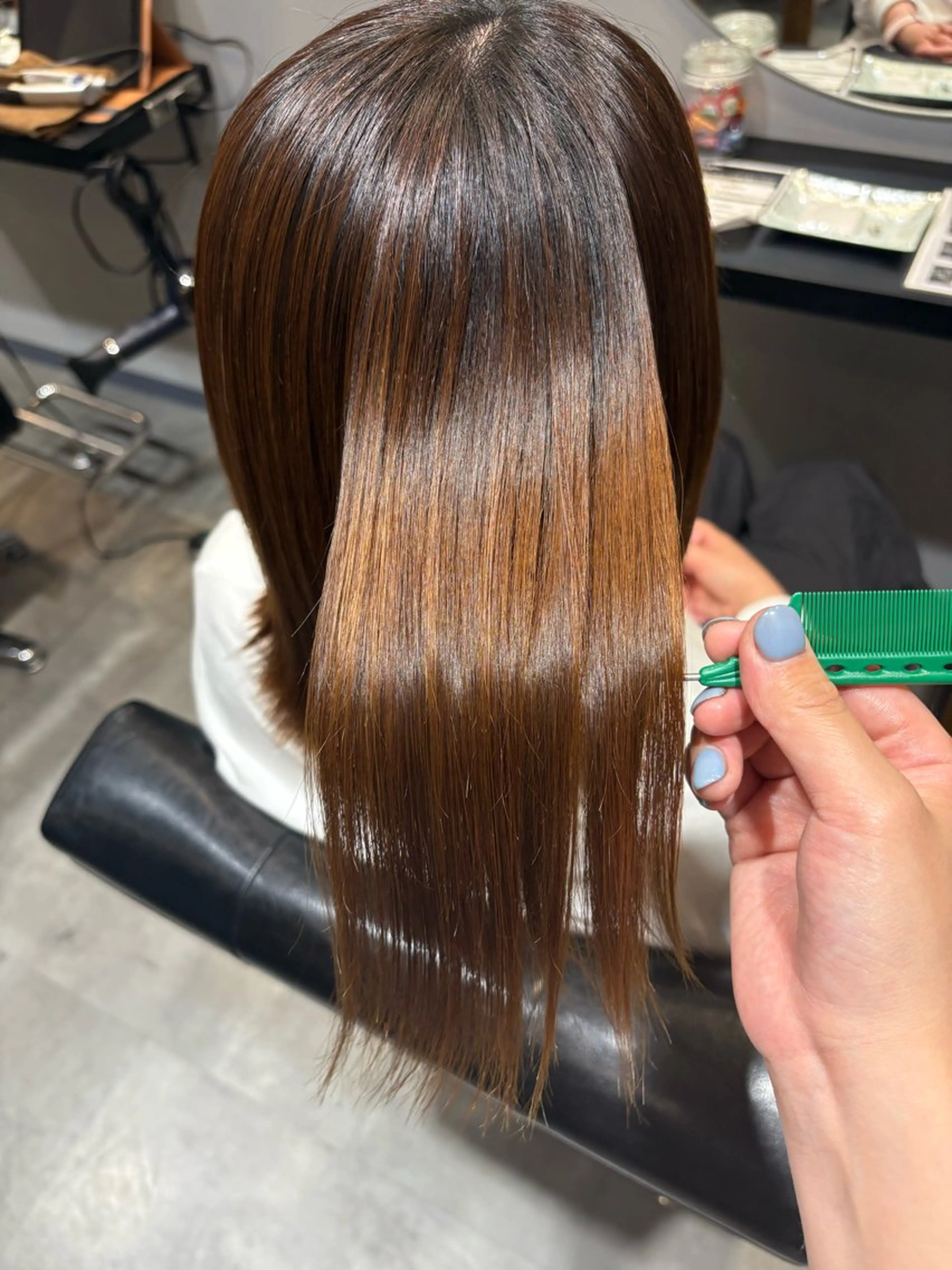 ミディアム 小堀 いぶきのヘアスタイル