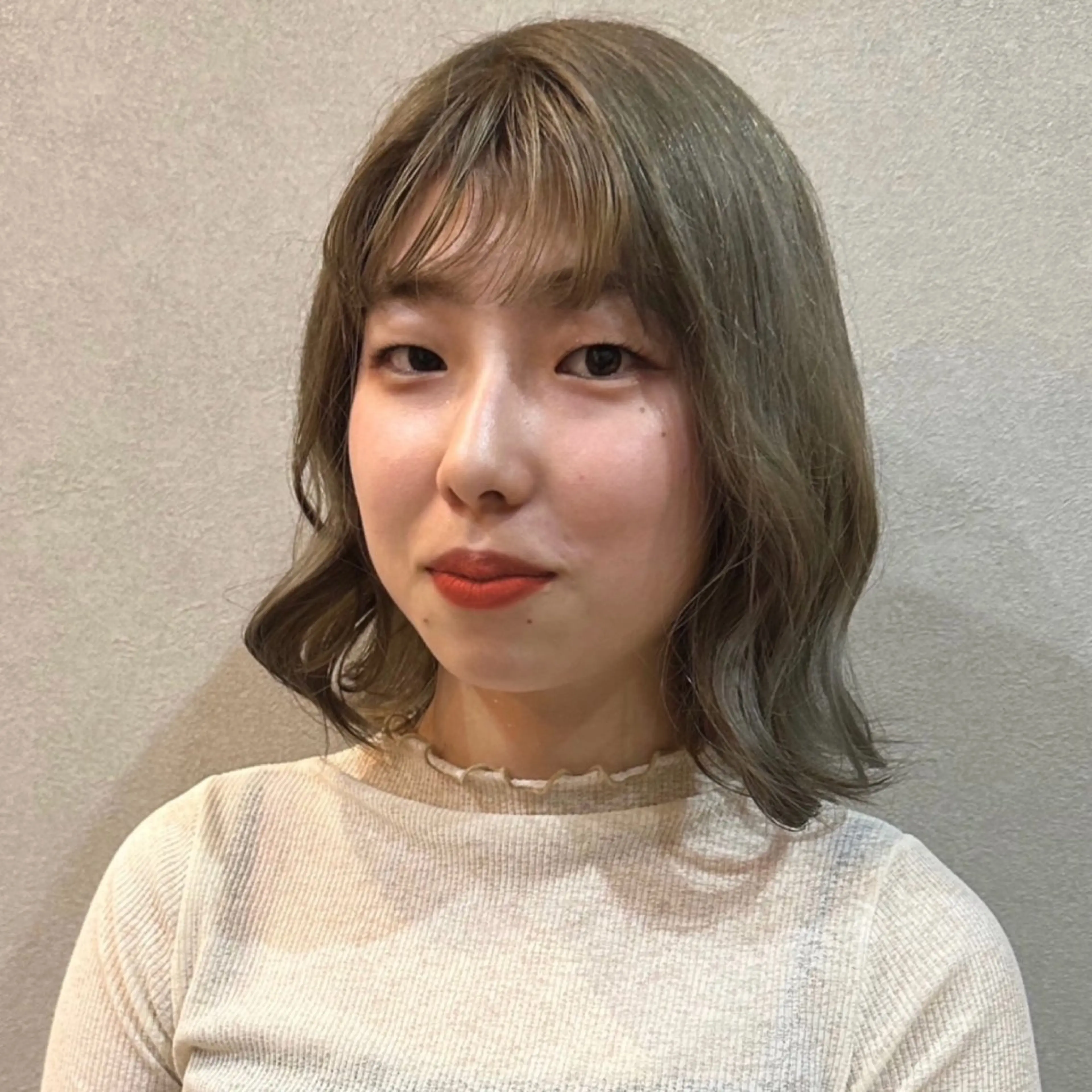 ミディアム カラー 矢澤涼夏 🎀ツヤ髪のヘアスタイル