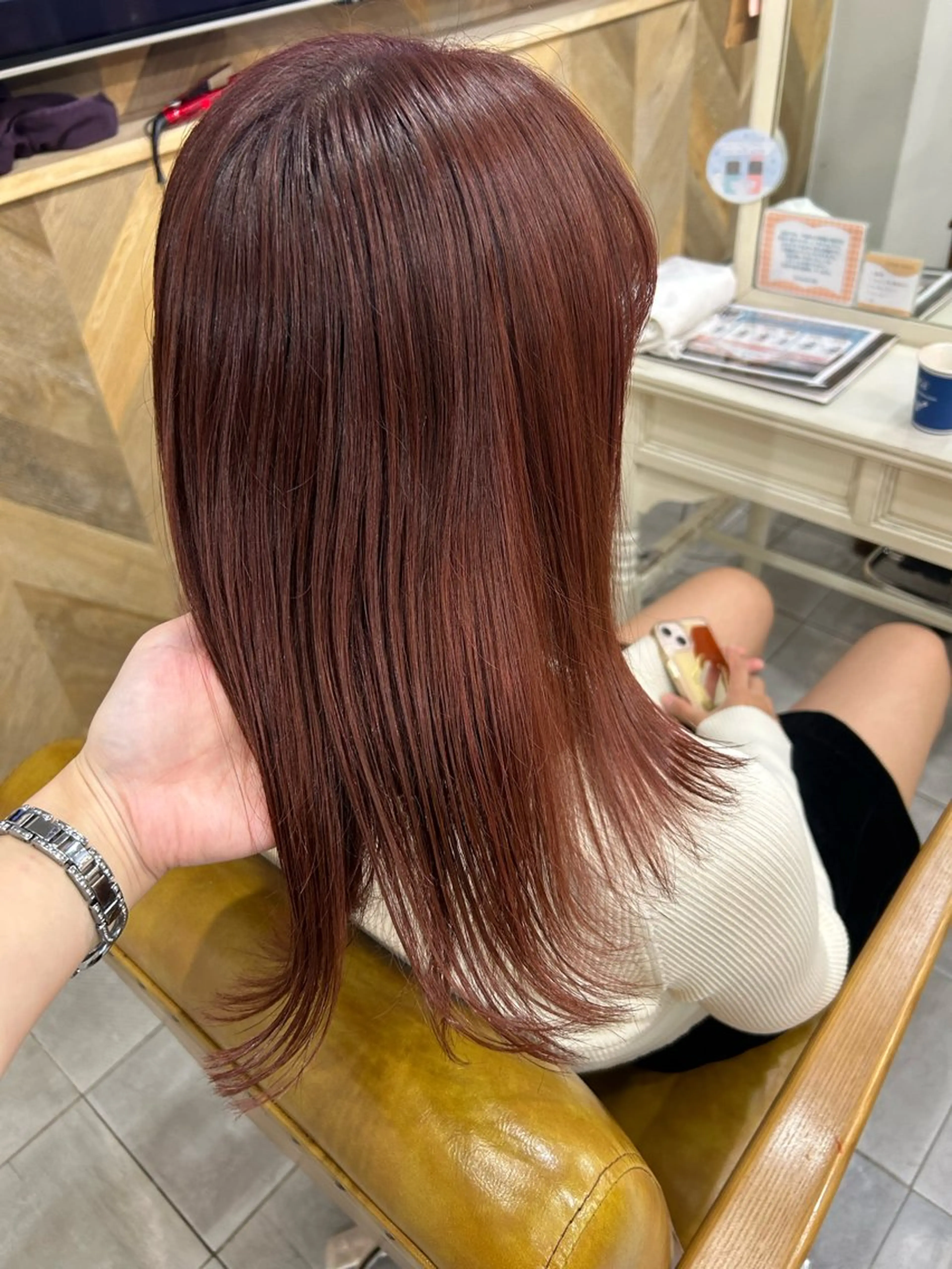 ミディアム カット ヘアカラー 🥞夏穂【かほ】🥞 /似合わせ/ヘアケアのヘアスタイル