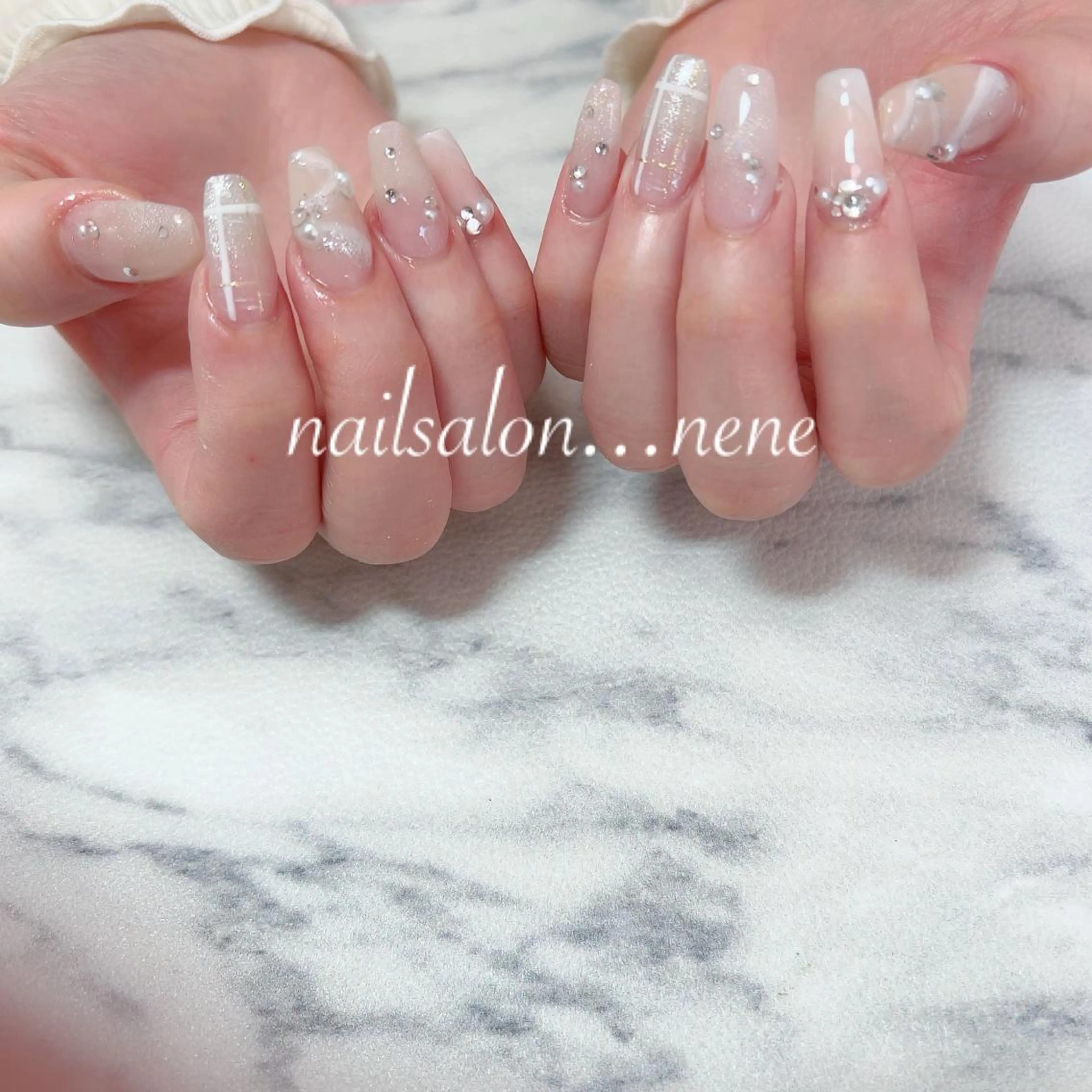 ネイル ホワイト nailsalon ...neneのネイルデザイン