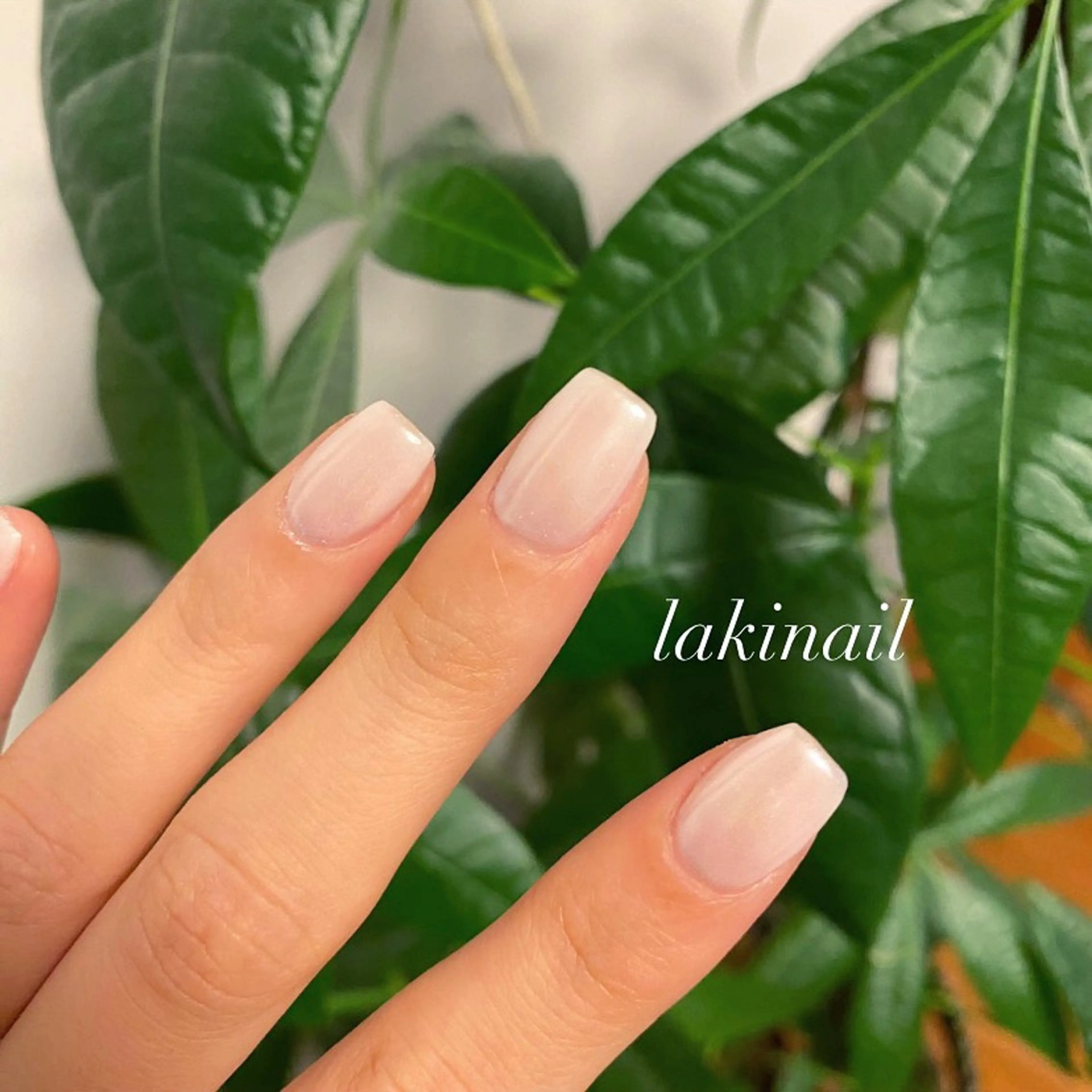 ネイル Laki nailのネイルデザイン