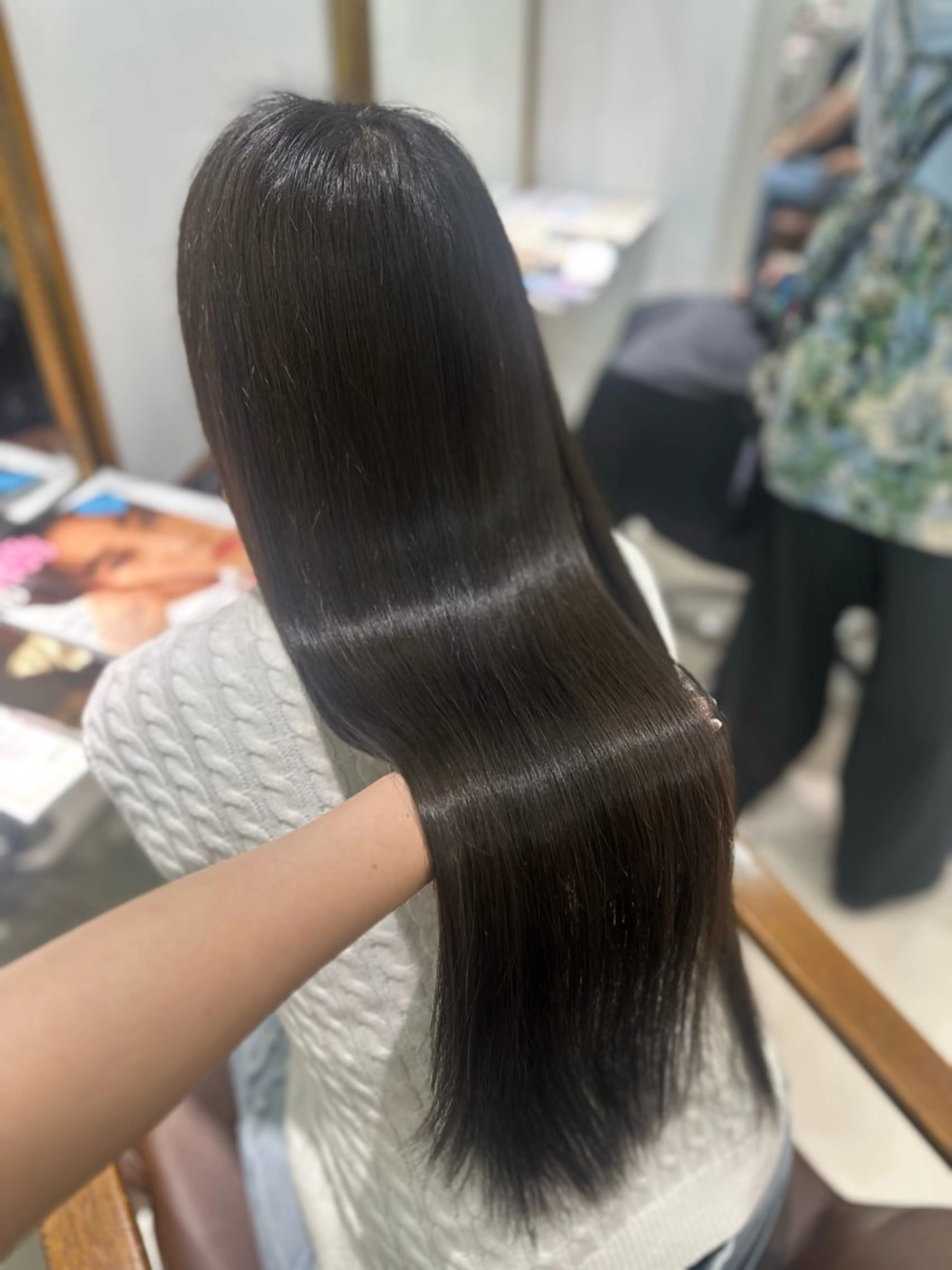ロング カラー ベージュカラー 透明感カラー オリーブベージュ 髪質改善艶カラー🩶 Nanako ⟡.·のヘアスタイル