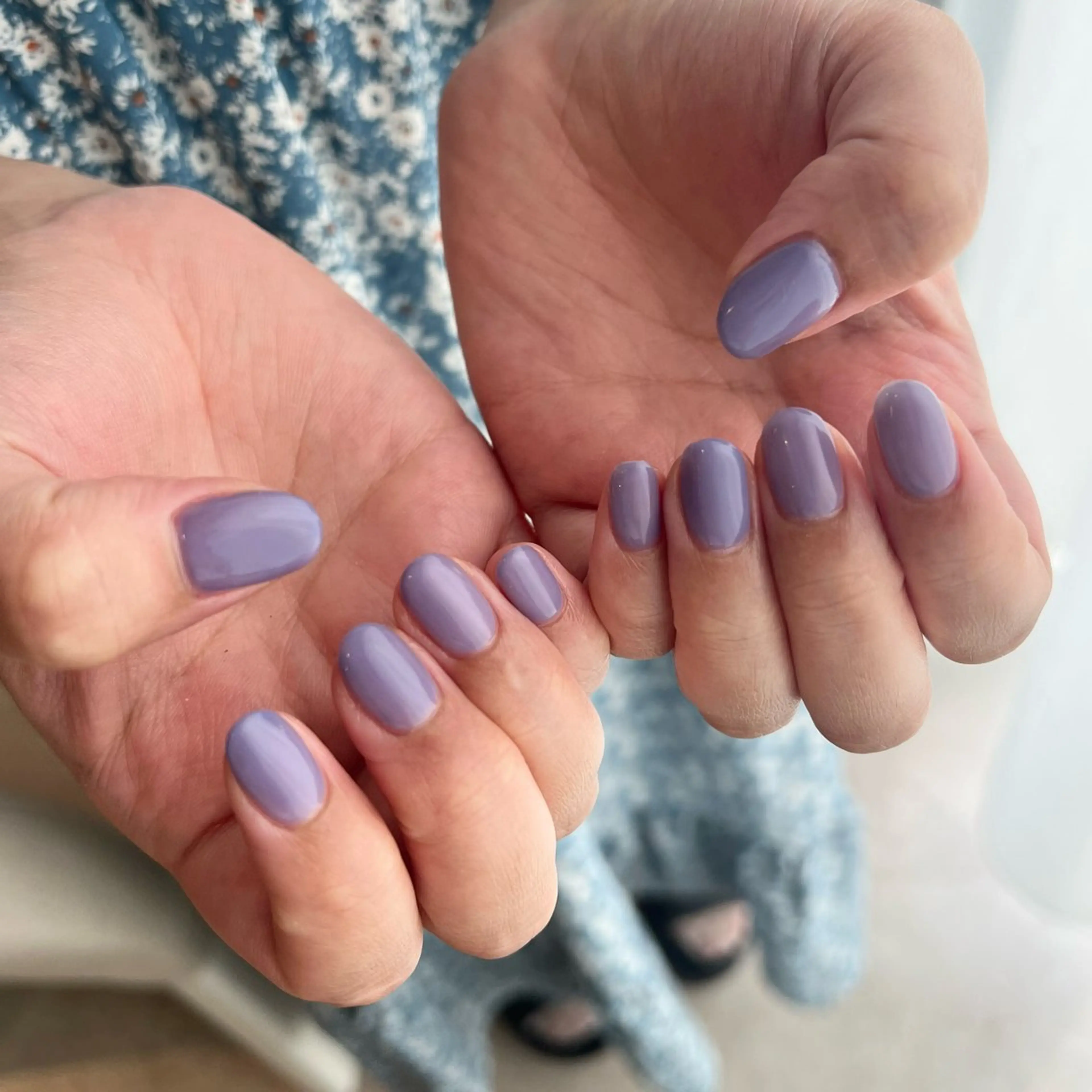 ネイル ワンカラーネイル パープル yomu nail yuumiのネイルデザイン