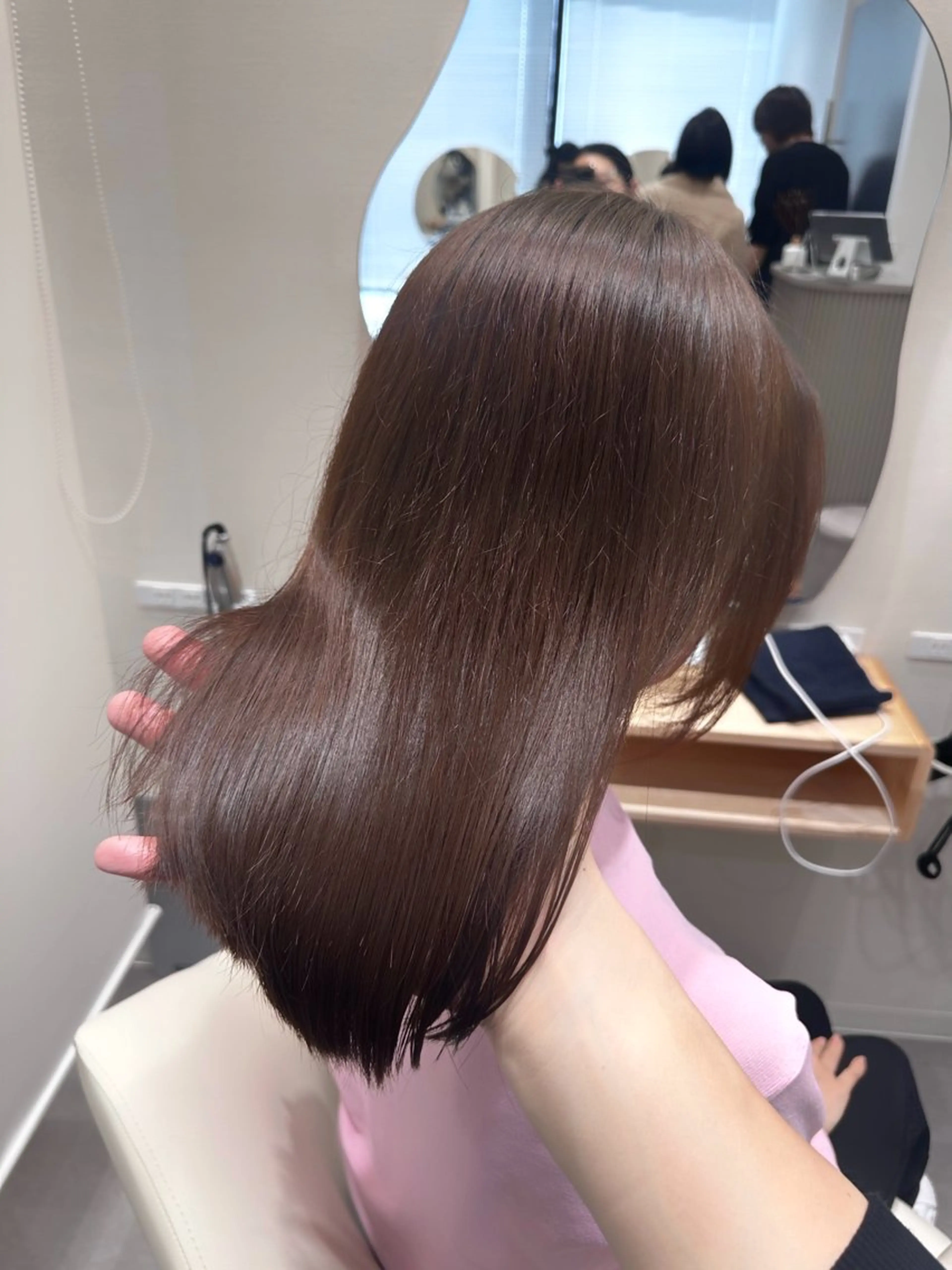 ミディアム カラー ブリーチ ブラウンカラー ブリーチなしカラー ヘアカラー トリートメント 矢野 晃平のヘアスタイル
