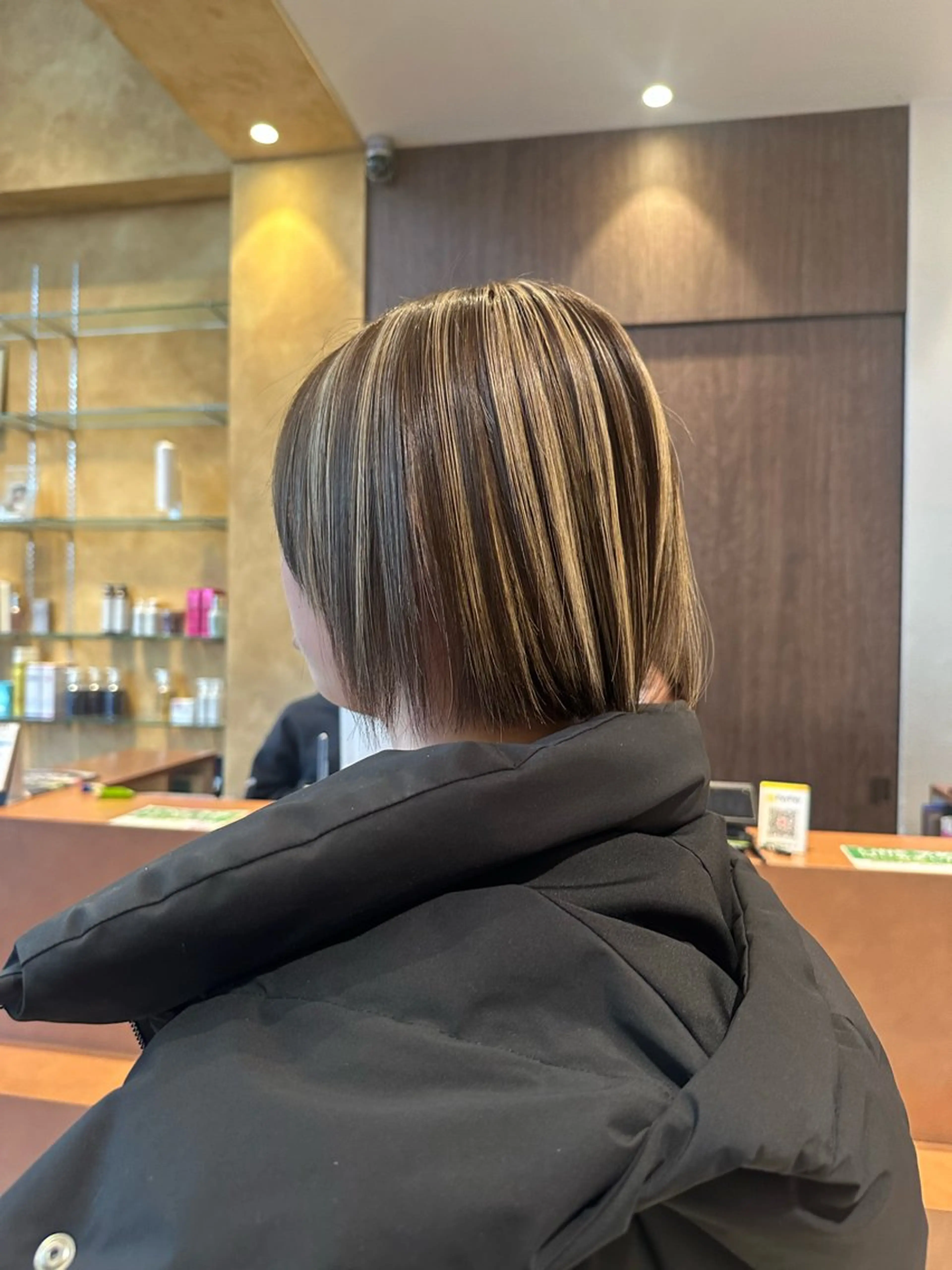 ミディアム カラー ハイライトカラー ボブ ハイライト カット ヘアカラー natsumi🍀艶 カラー/美髪縮毛のヘアスタイル