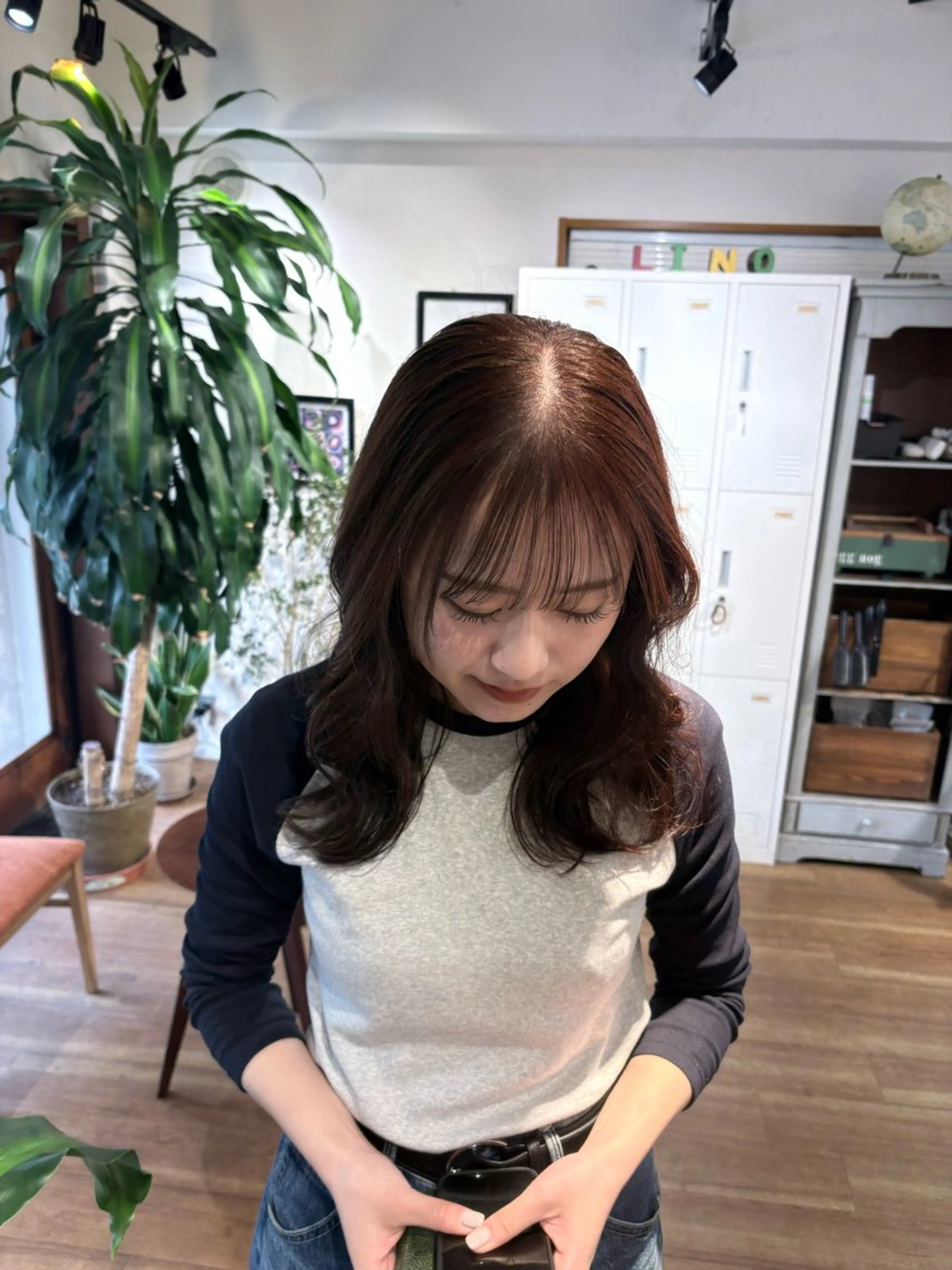 【✨️レディースロングの方限定✨️】透明感カラー + 似合わせカット +ケアトリートメント(鎖骨下まで長さある方のみの写真