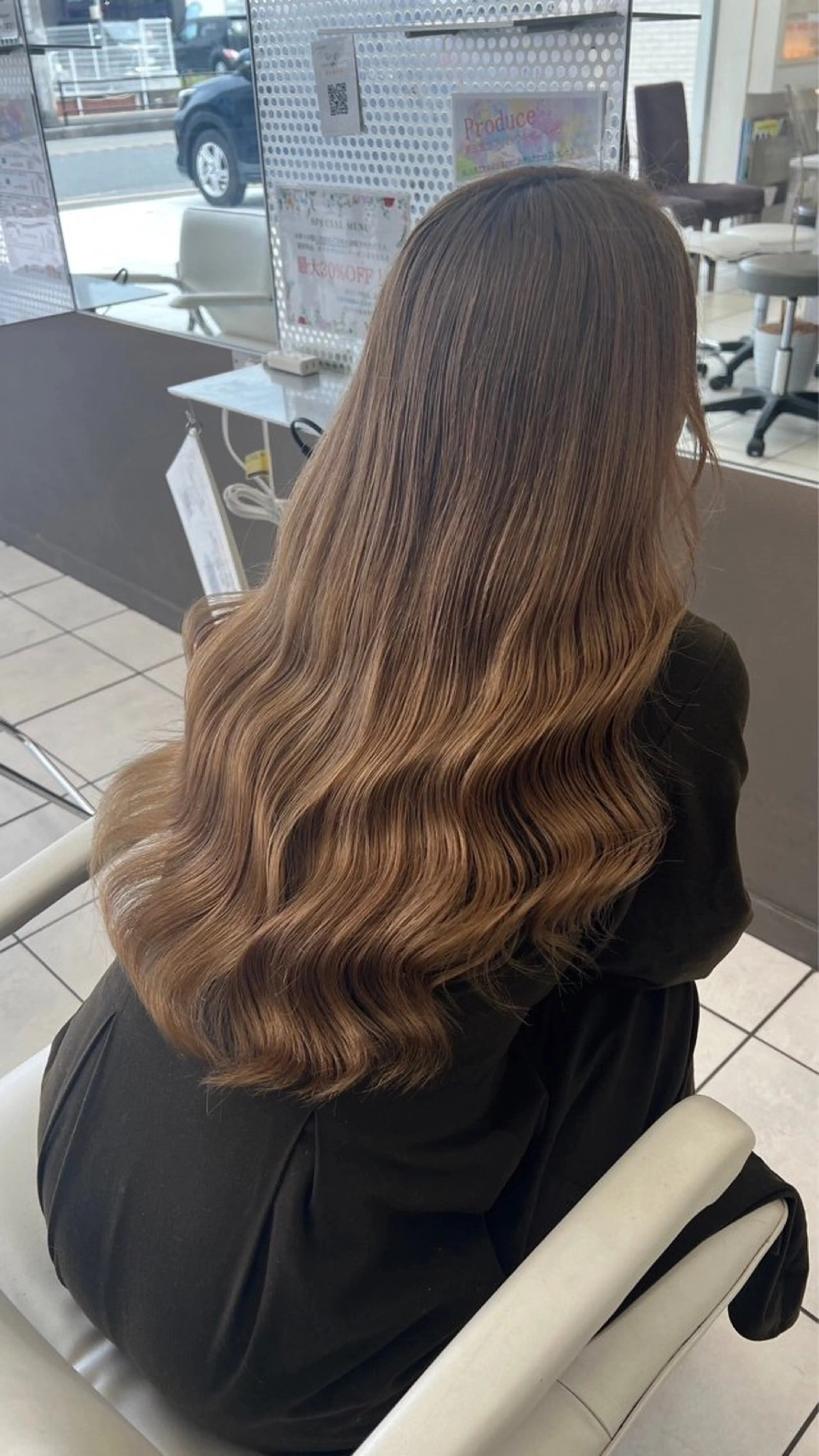 シャンプー🫧＋髪質改善トリートメント💫＋コテ巻き💞の写真