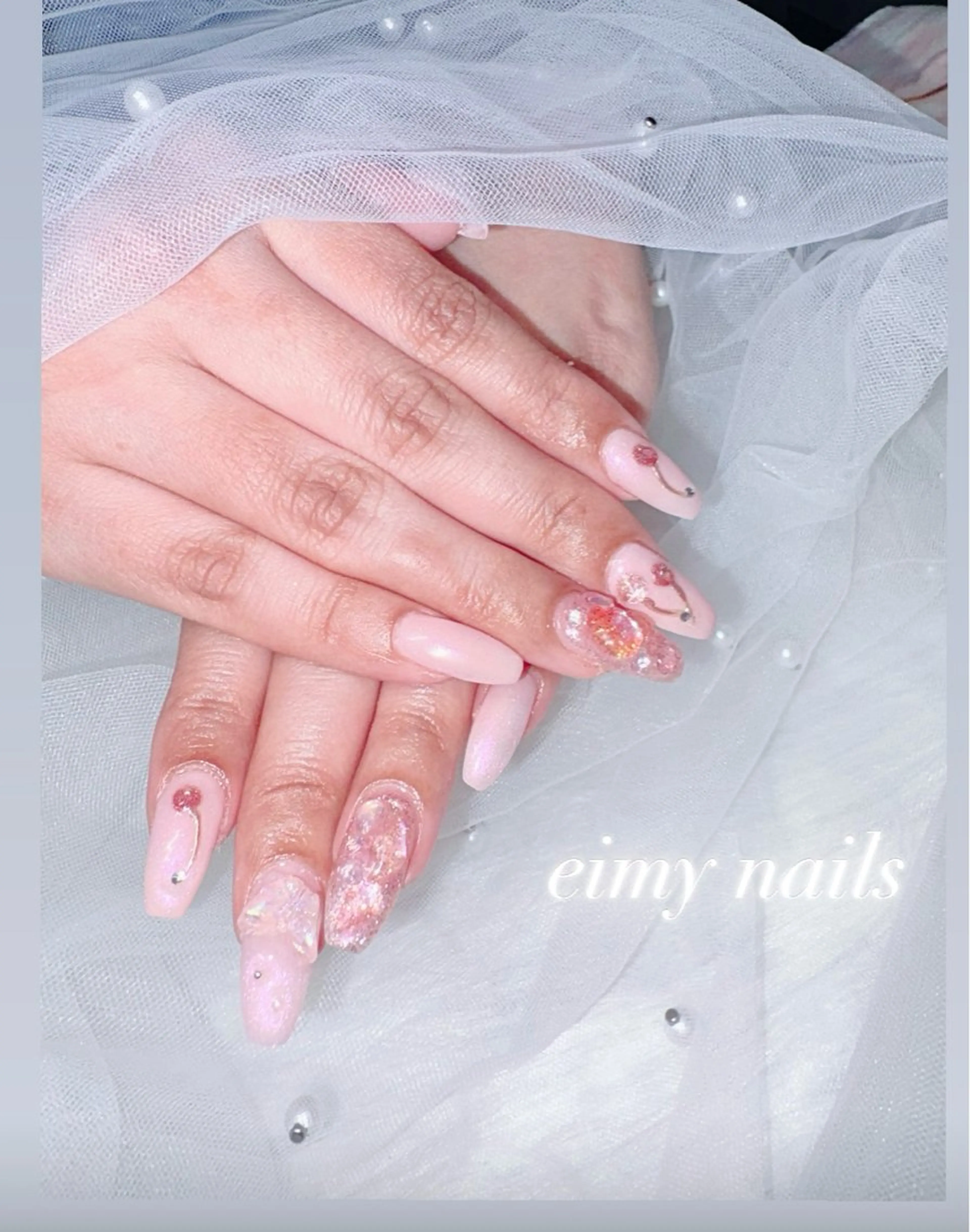ネイル アートネイル オーロラネイル ピンク 春ネイル ハンドネイル 🤍eimy nails🤍所属・eimy nails♡のネイルデザイン