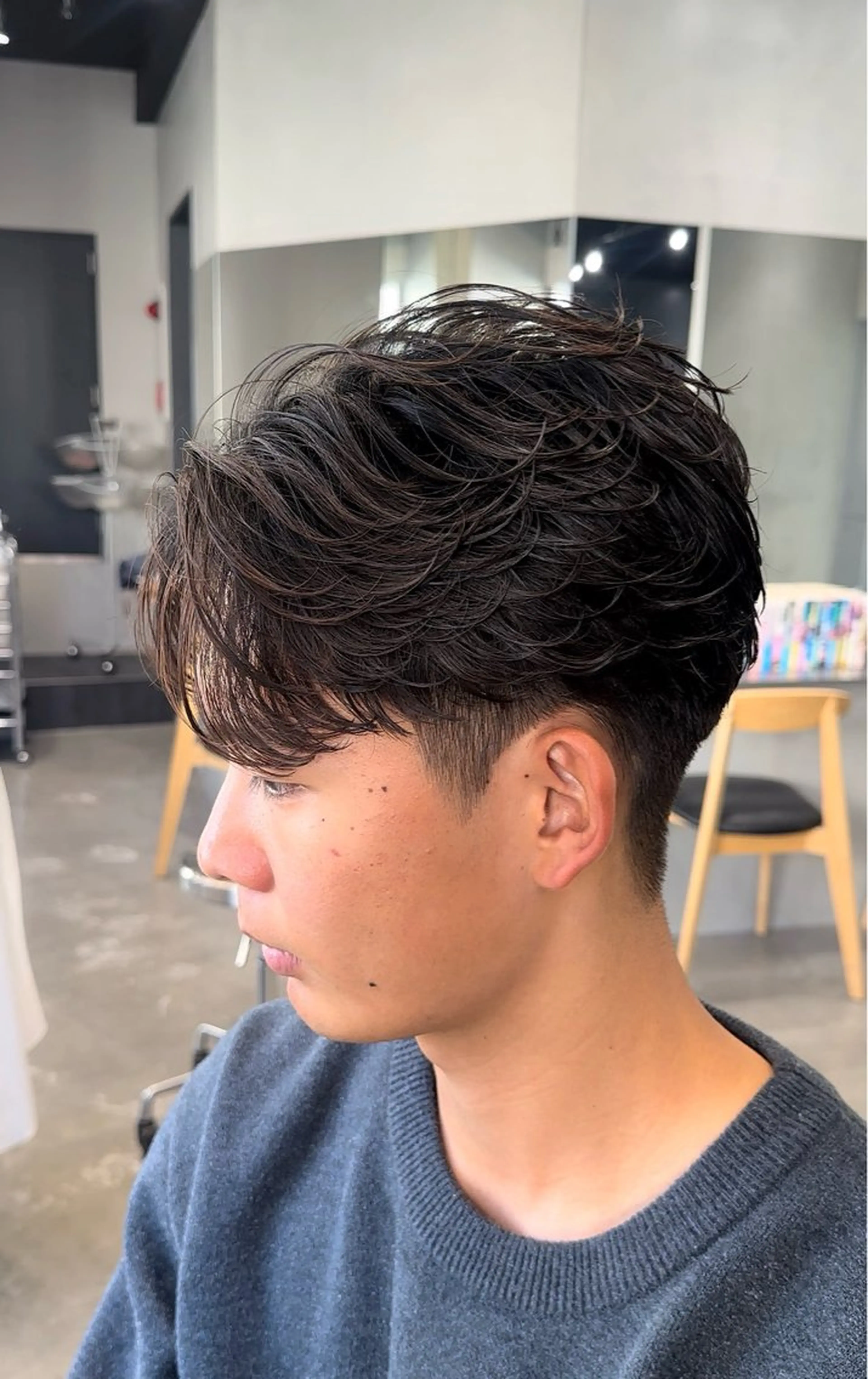 パーマ メンズ フェザーパーマ メンズパーマ カット パーマ 松田 優斗のヘアスタイル