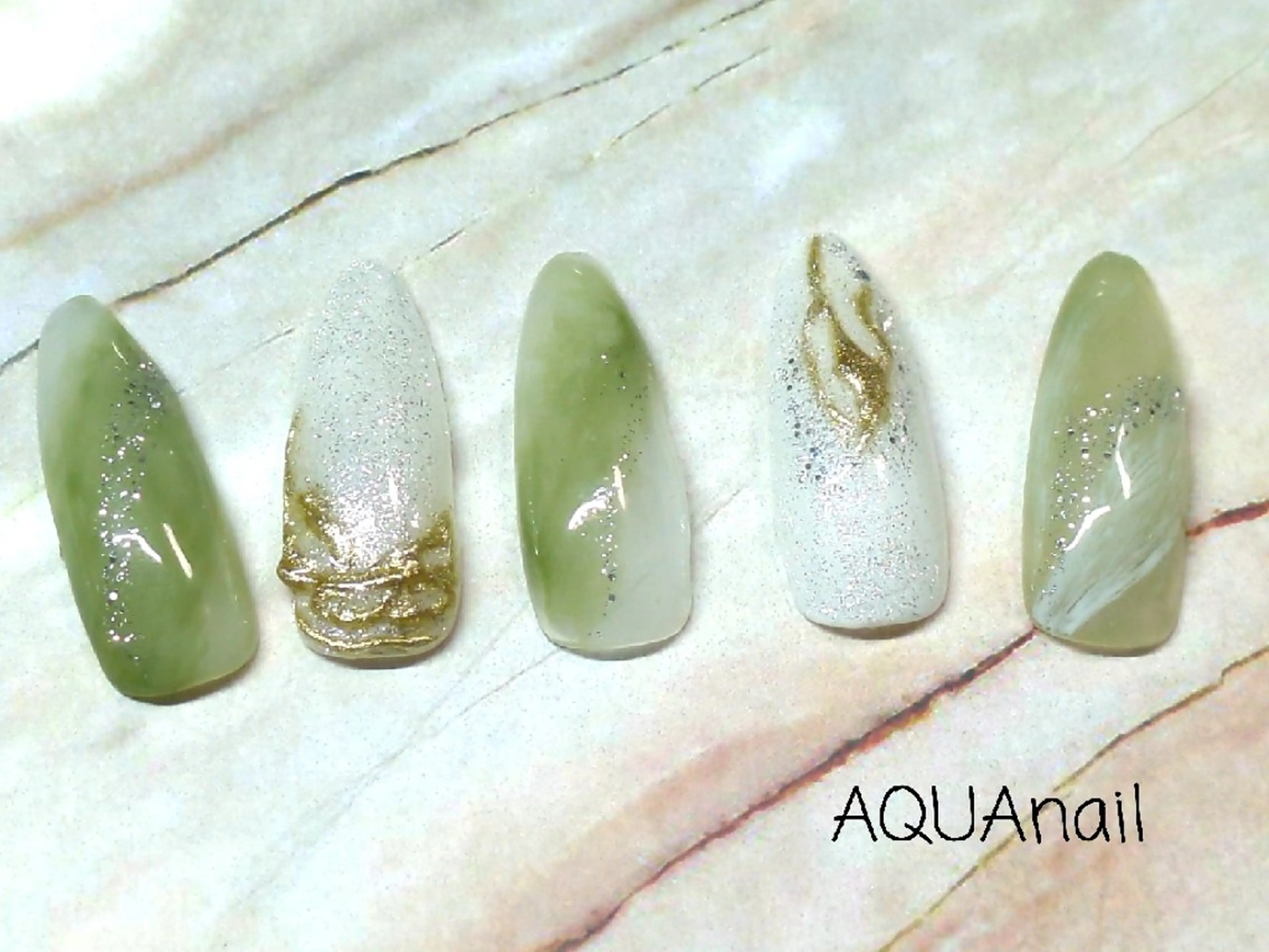 AQUA nailのネイルデザイン
