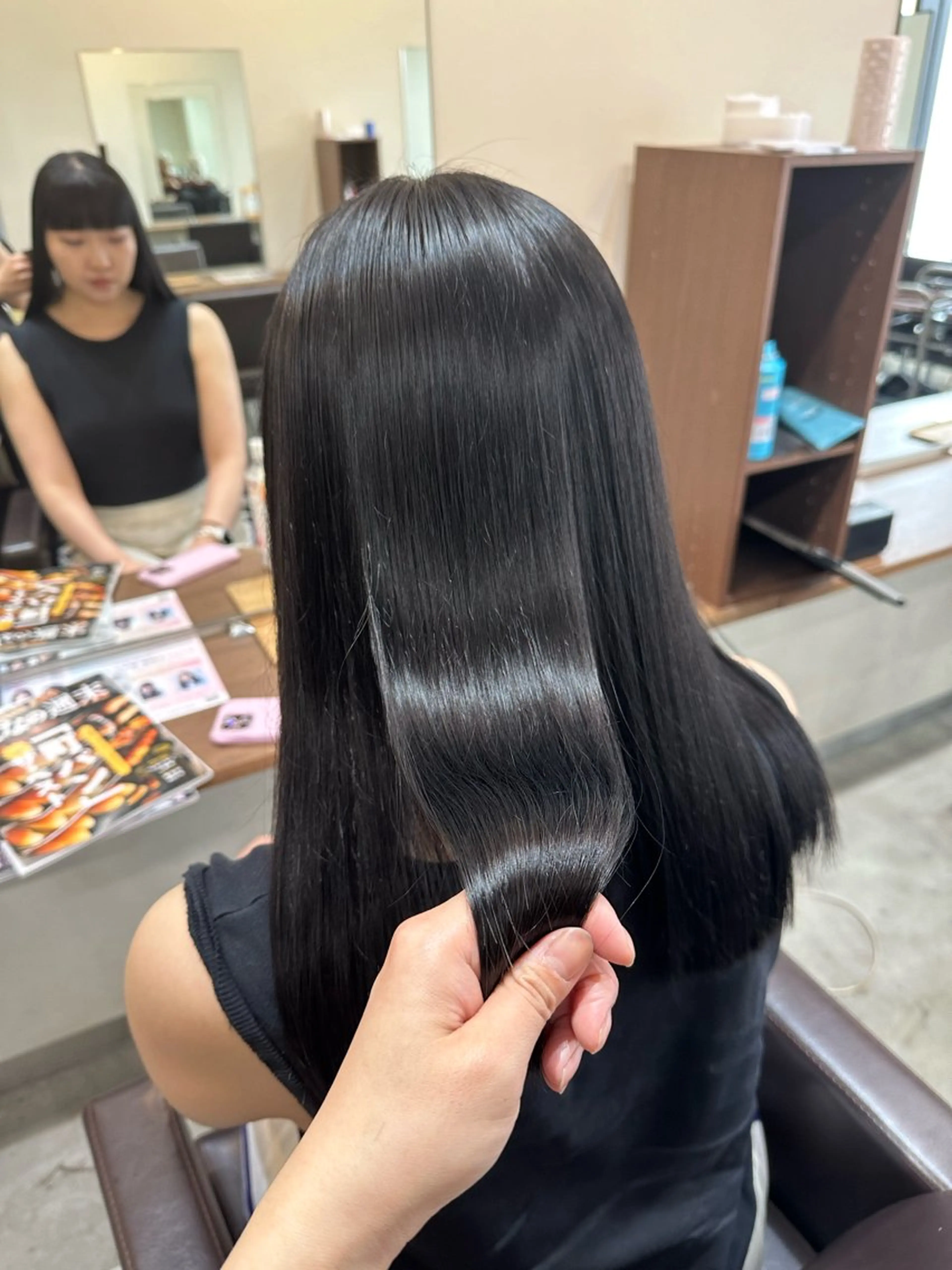 ロング カラー アッシュ 透明感カラー 縮毛矯正 トリートメント 縮毛矯正+モテカラー 🎀✨MIHOのヘアスタイル
