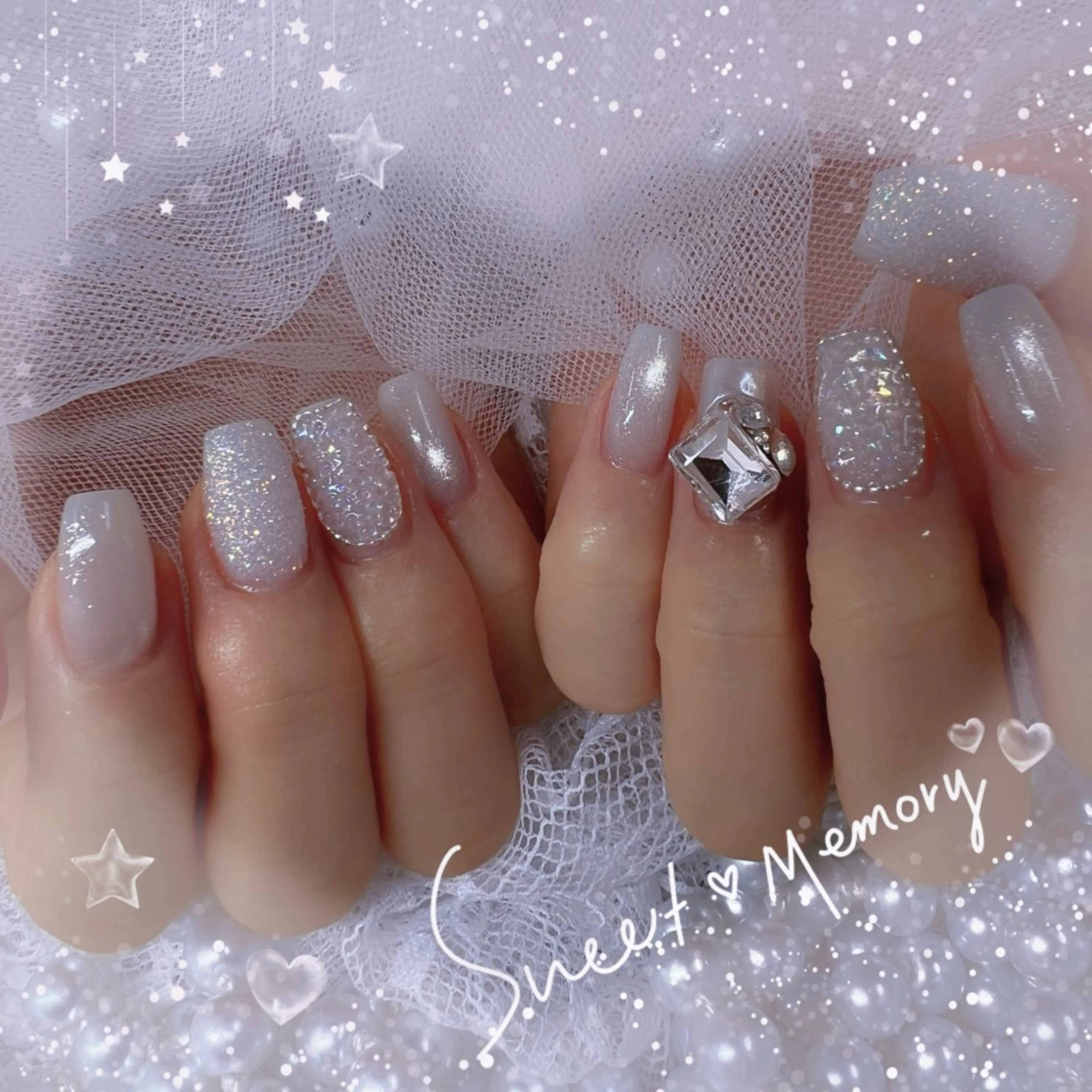 ネイル チークネイル フレンチネイル ガーリー ガラスフレンチ グラデーション ハンドネイル ハンドケア Chill Nailsalonのネイルデザイン