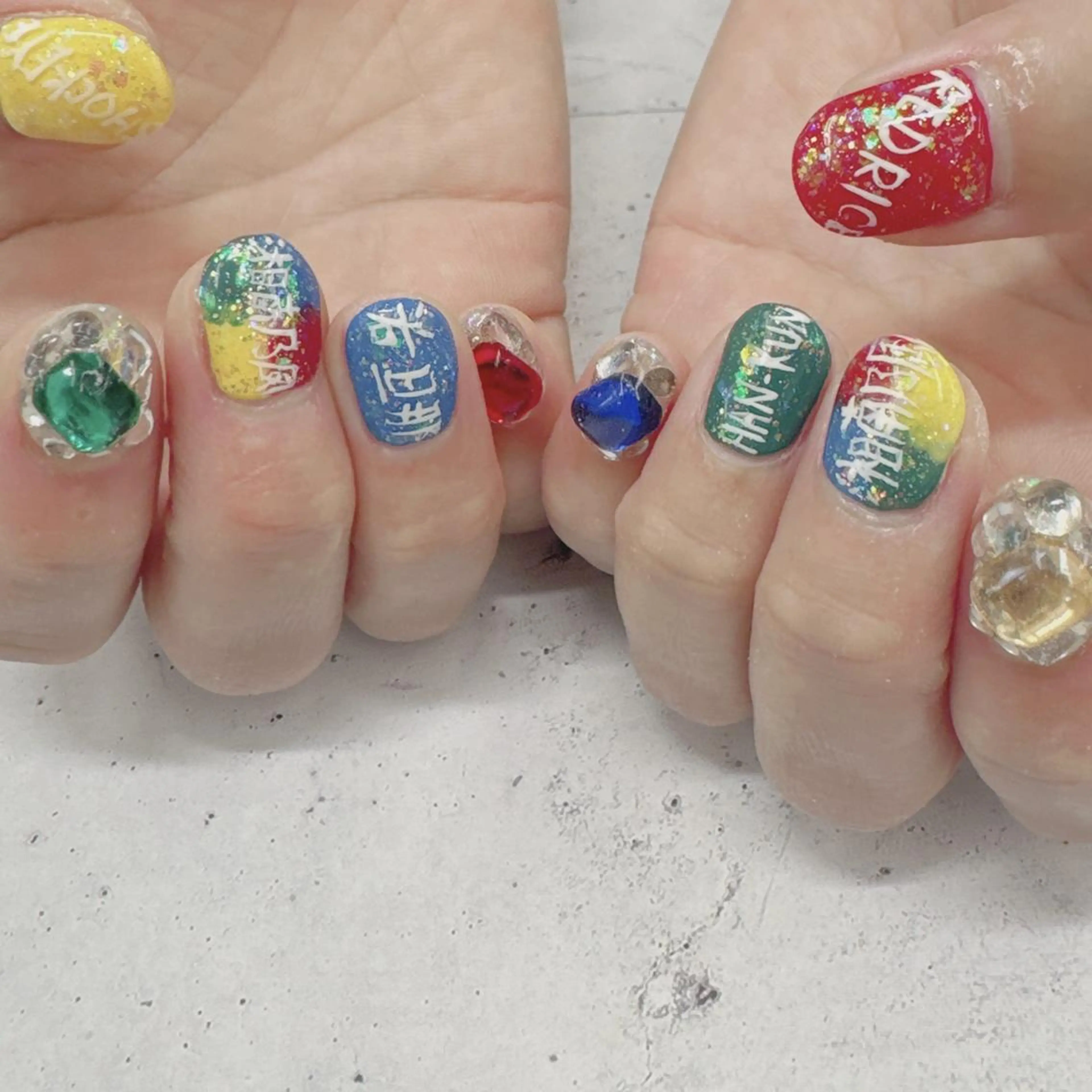 ネイル Nail salon Honey Beeのネイルデザイン