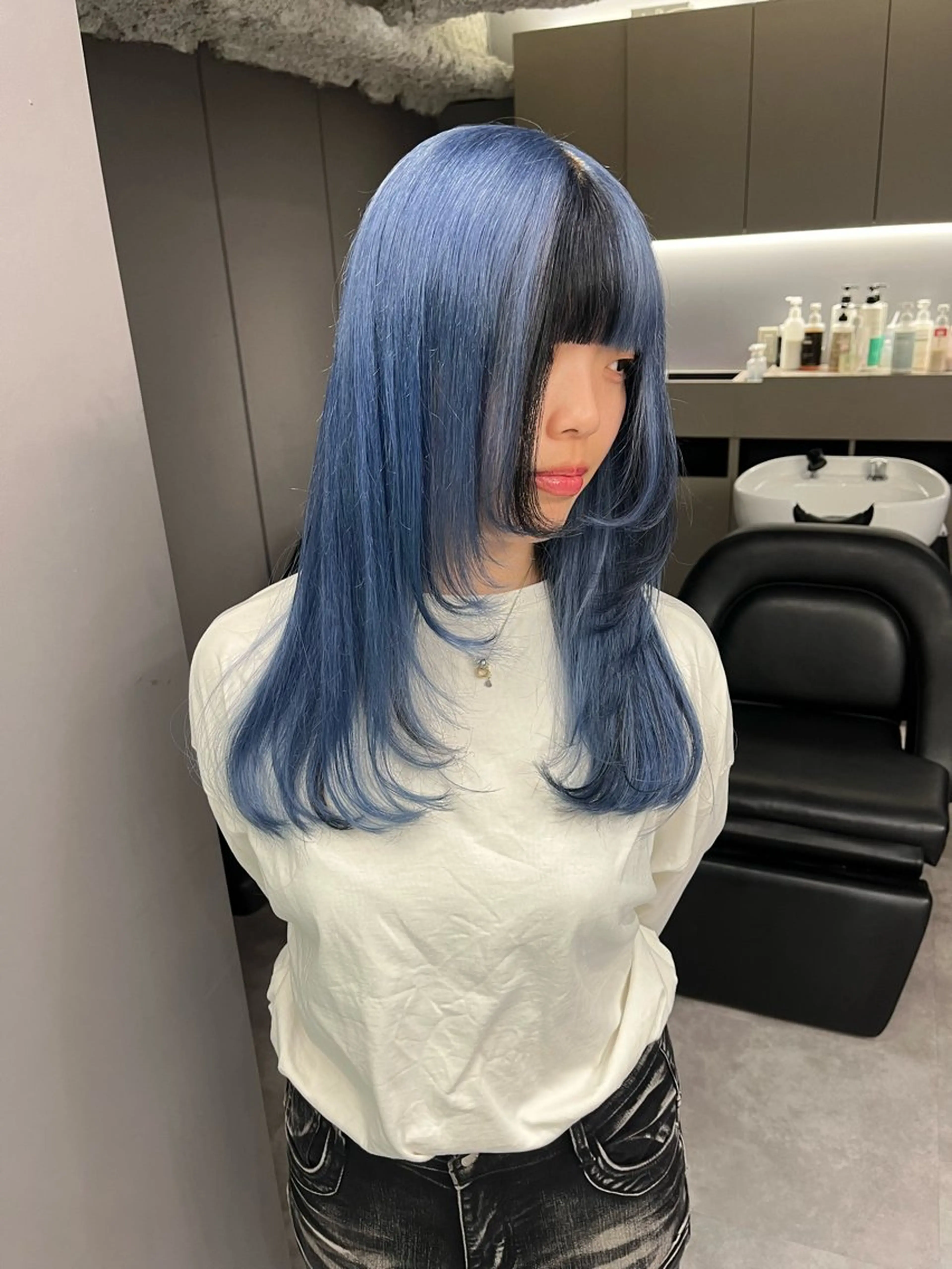ロング mei ブリーチのヘアスタイル