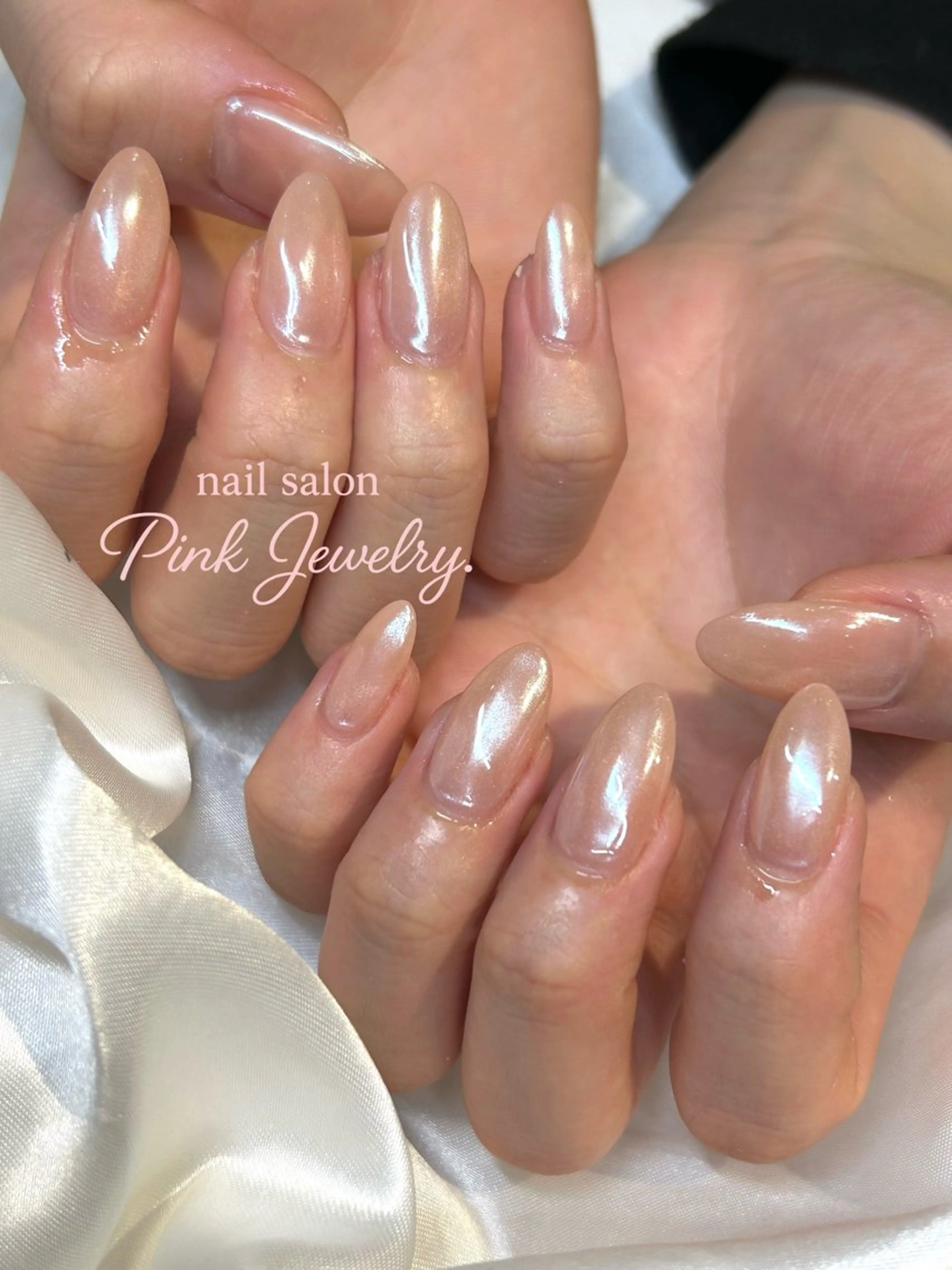 ネイル マグネットネイル ミラーネイル ハンドネイル Pink Jewelry.のネイルデザイン
