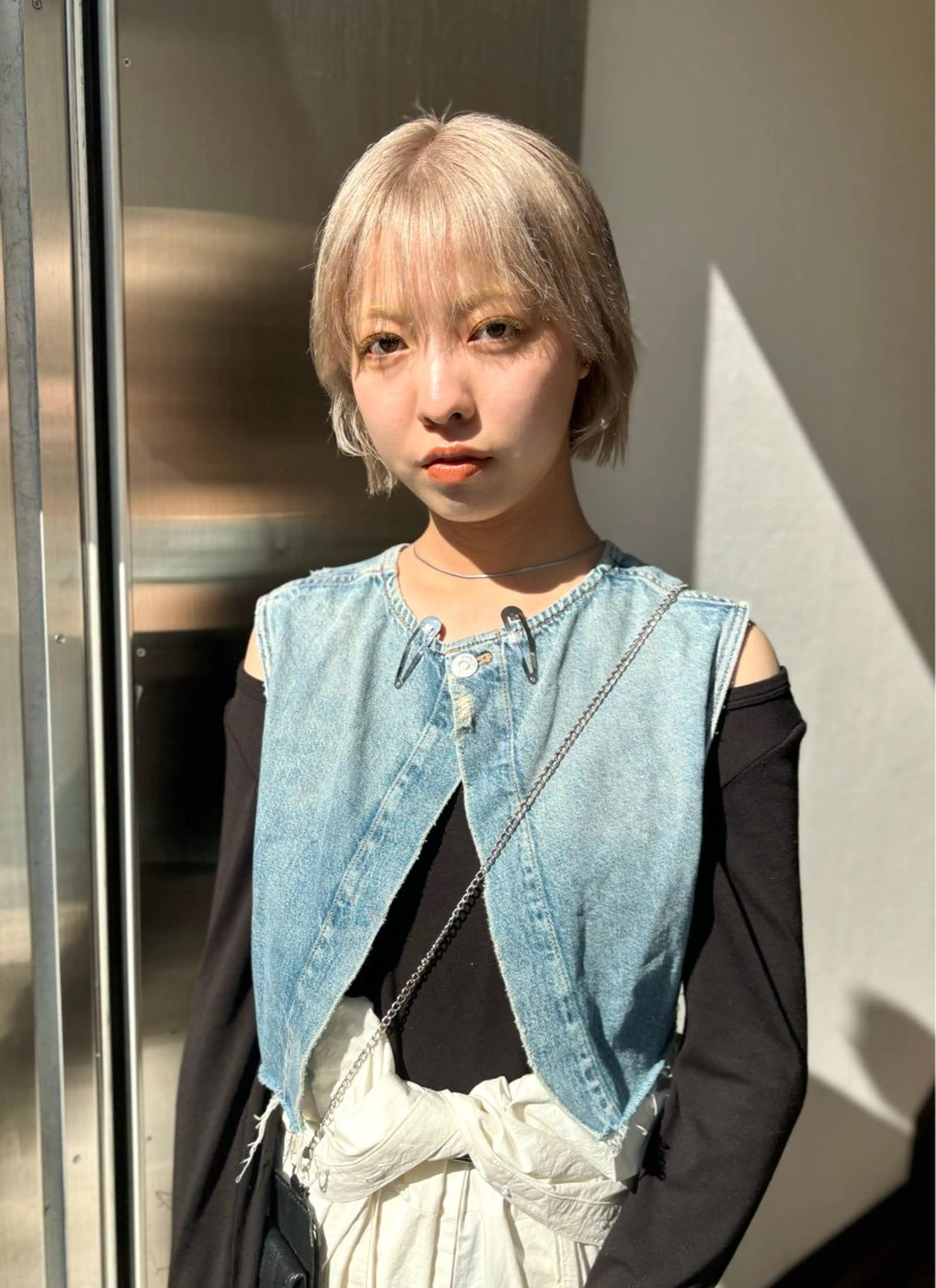 ショート カラー ブロンド ボブ デザインパーマ 藤田和樹のヘアスタイル