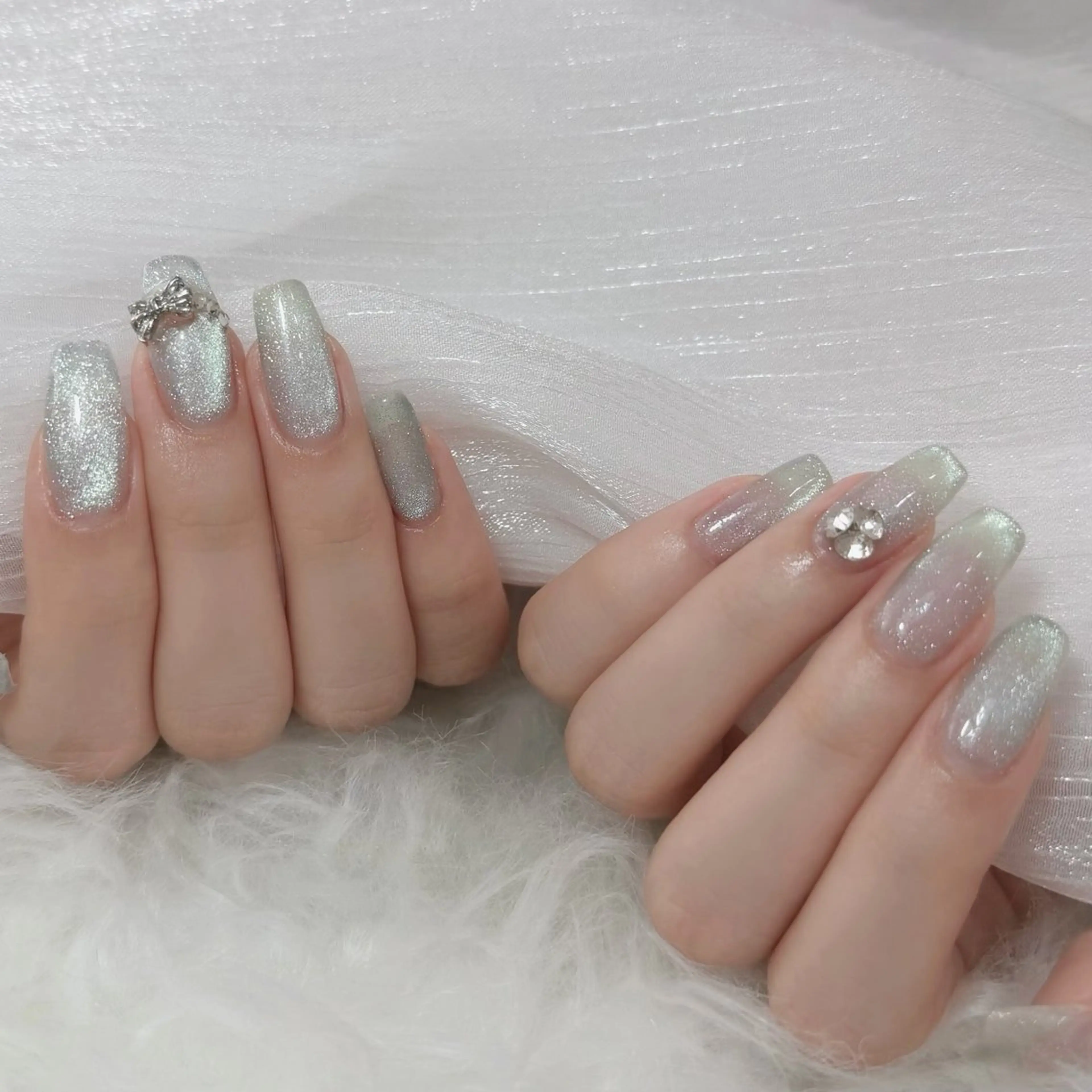 ネイル ストーンネイル ハンドネイル Salon emm emmのネイルデザイン