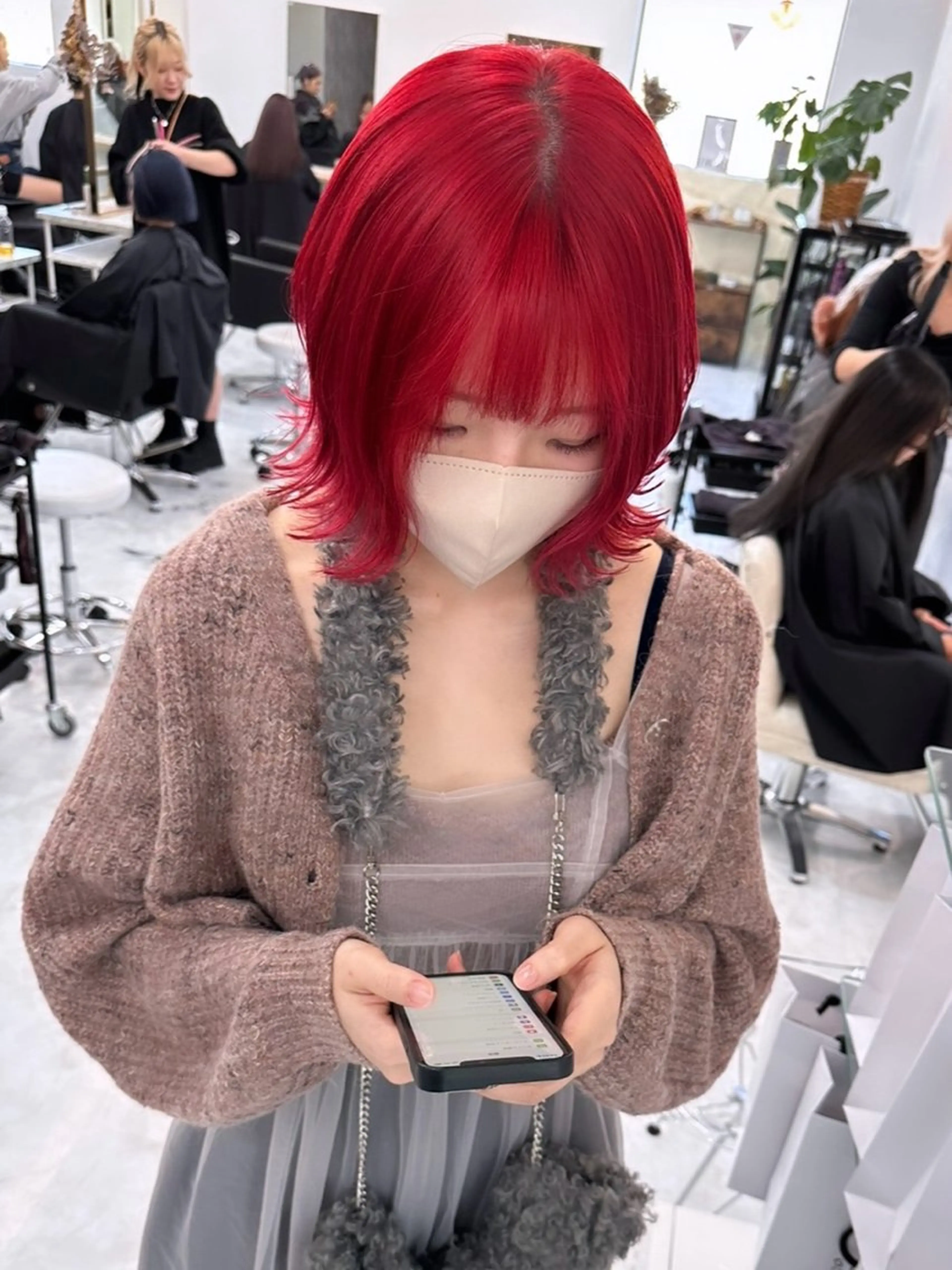 ミディアム カラー ヘアアレンジ TAKUMAブリーチ /切りっぱなし🪽のヘアスタイル