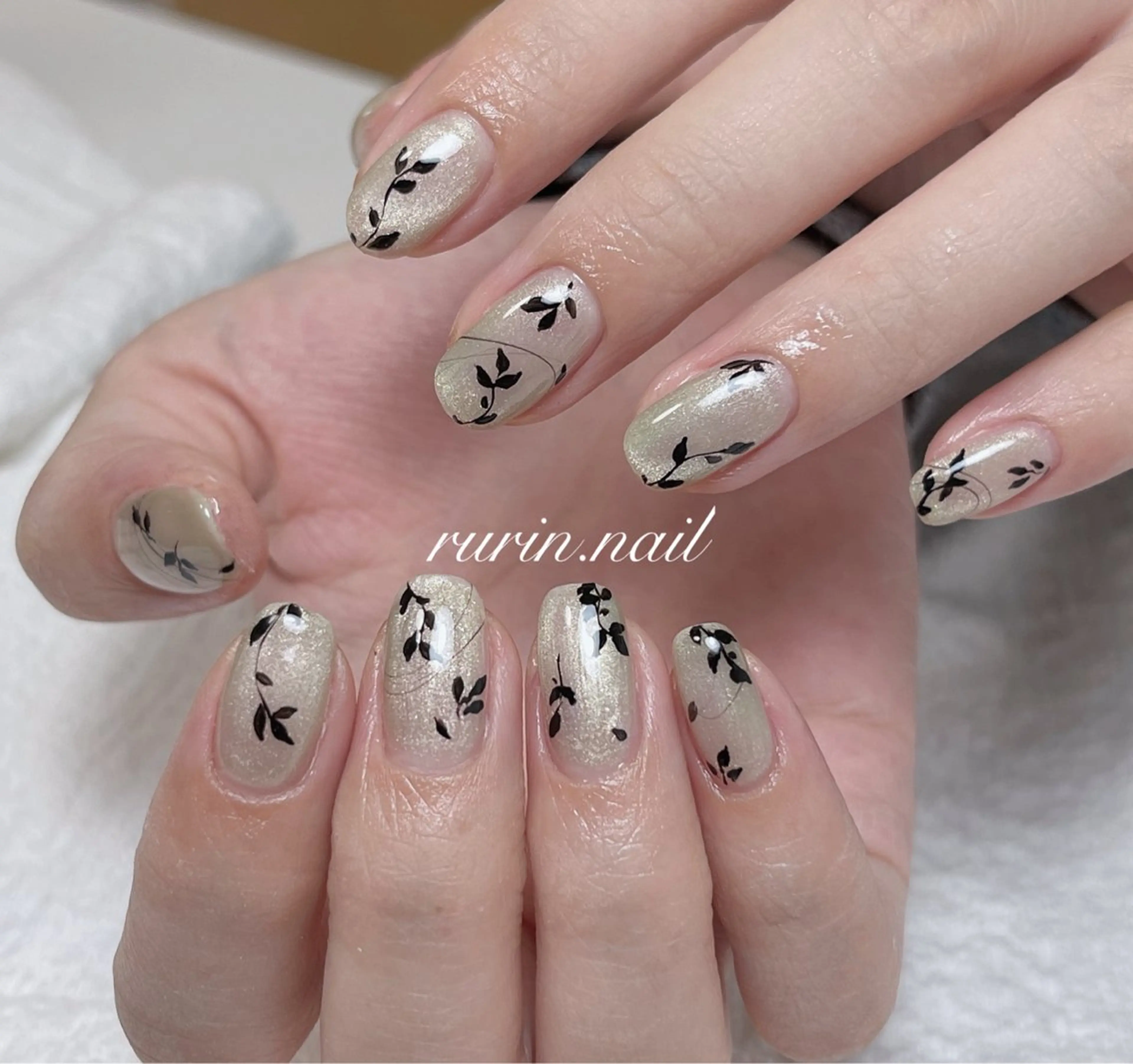 ネイル ハンドネイル ルリン サロン💅のネイルデザイン