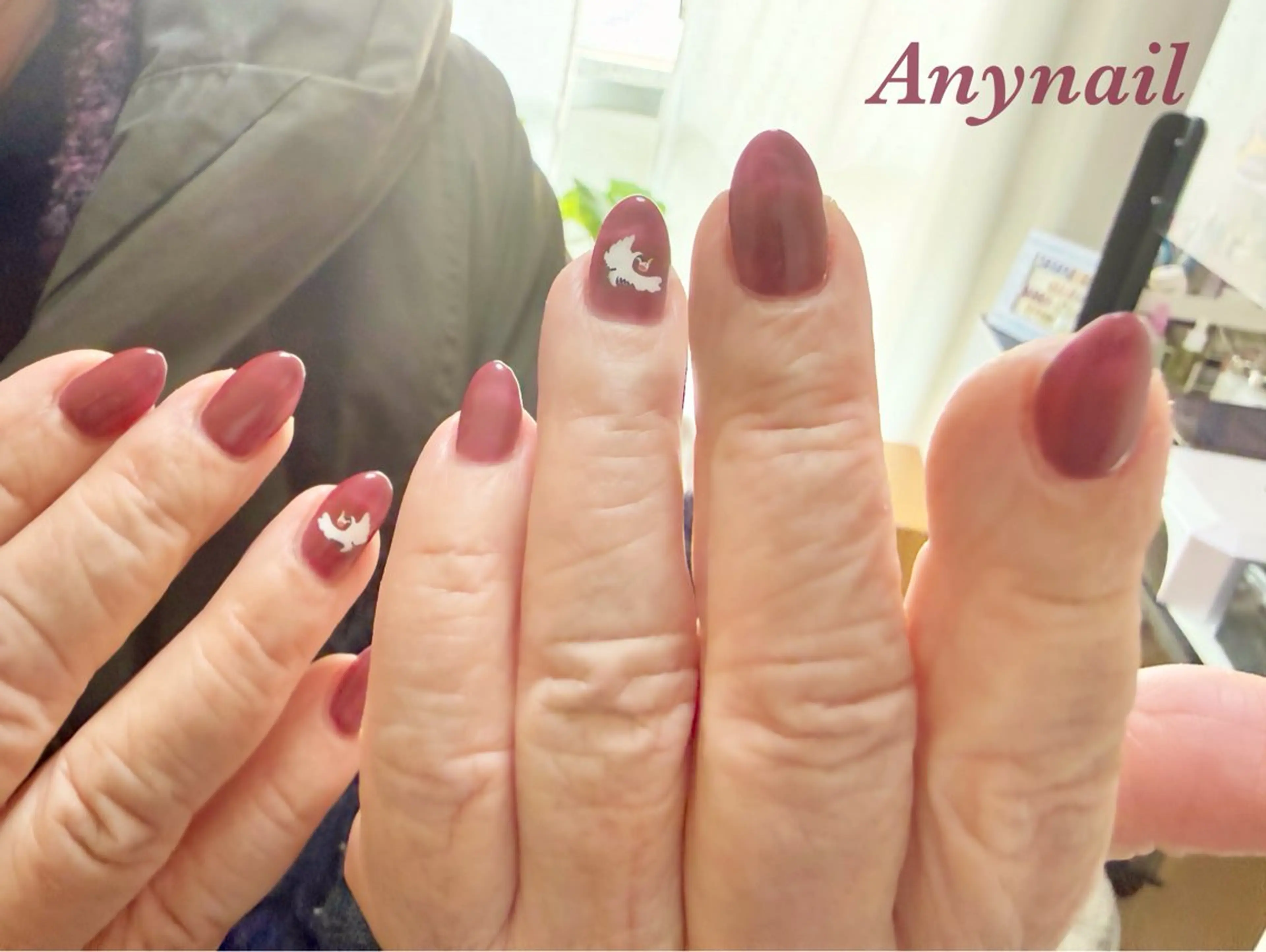 ネイル ブルー ワンカラーネイル 赤色 岩澤 恵子のネイルデザイン