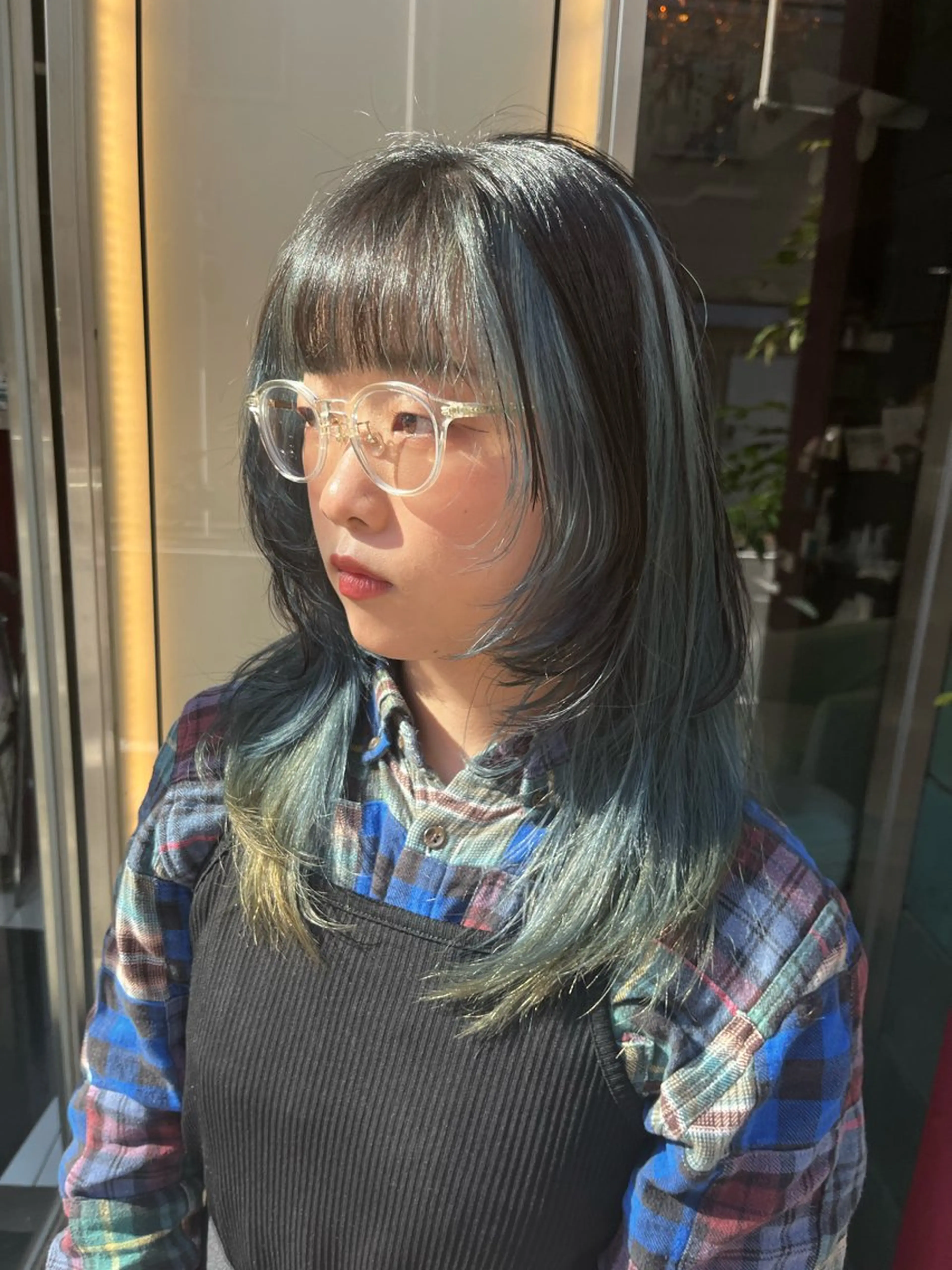 🩶大人気‼️顔まわりからガッツリレイヤーカット＋oggi4st  treatment🩶の写真