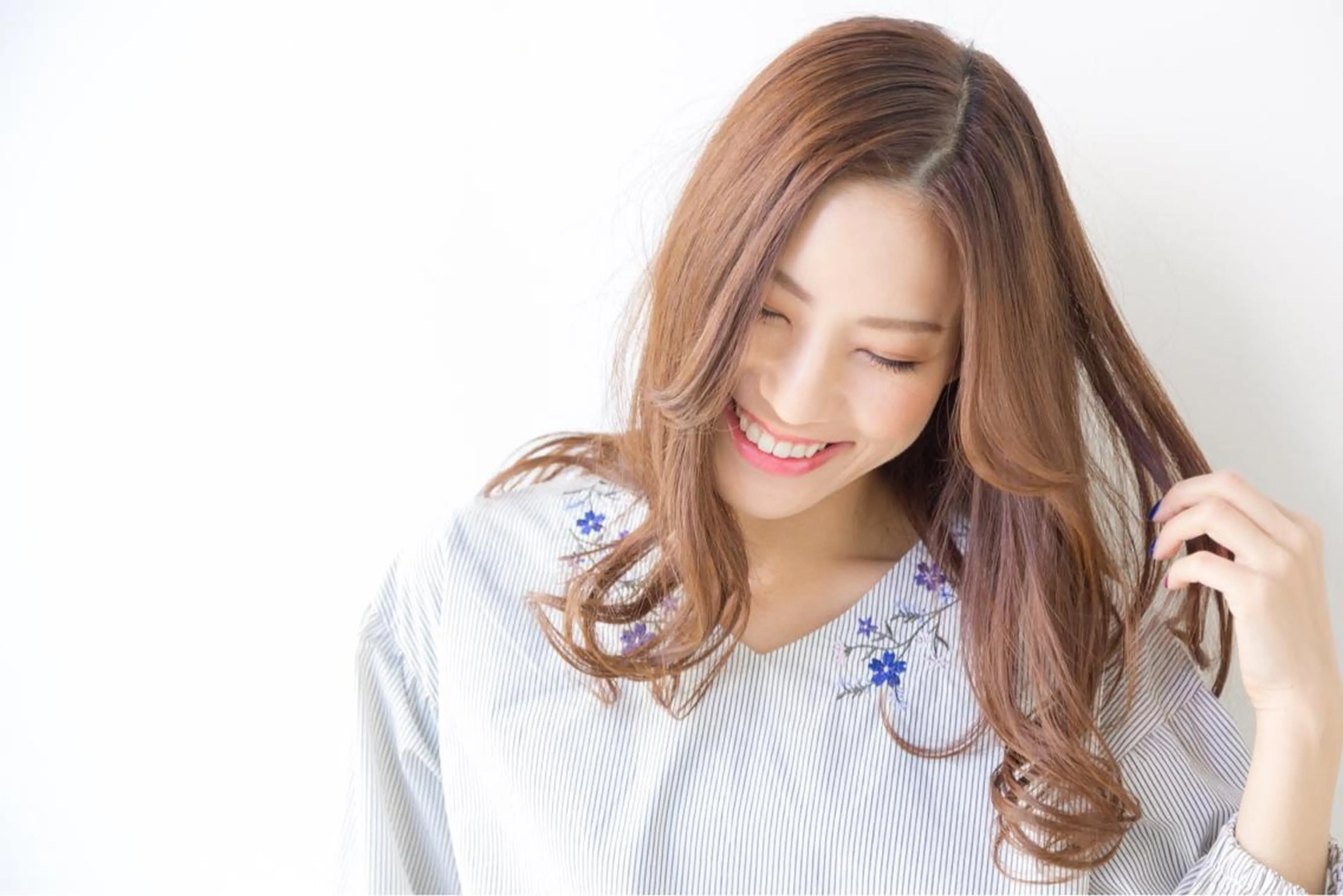 セミロング カット ヘアカラー トリートメント ✨似合わせカラー 阿部賢✨のヘアスタイル