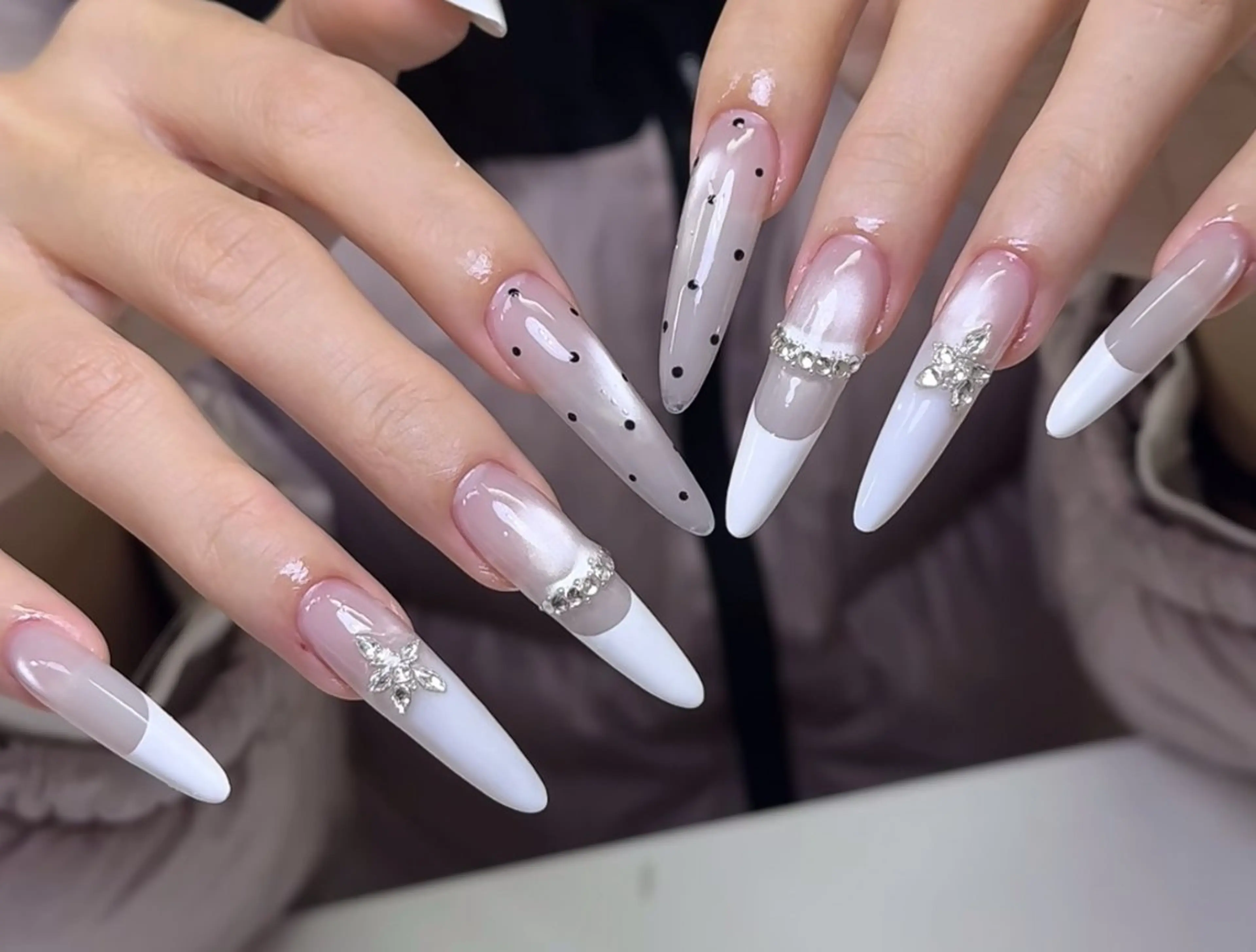 ネイル ハンドネイル Pure&Rich Nailのネイルデザイン