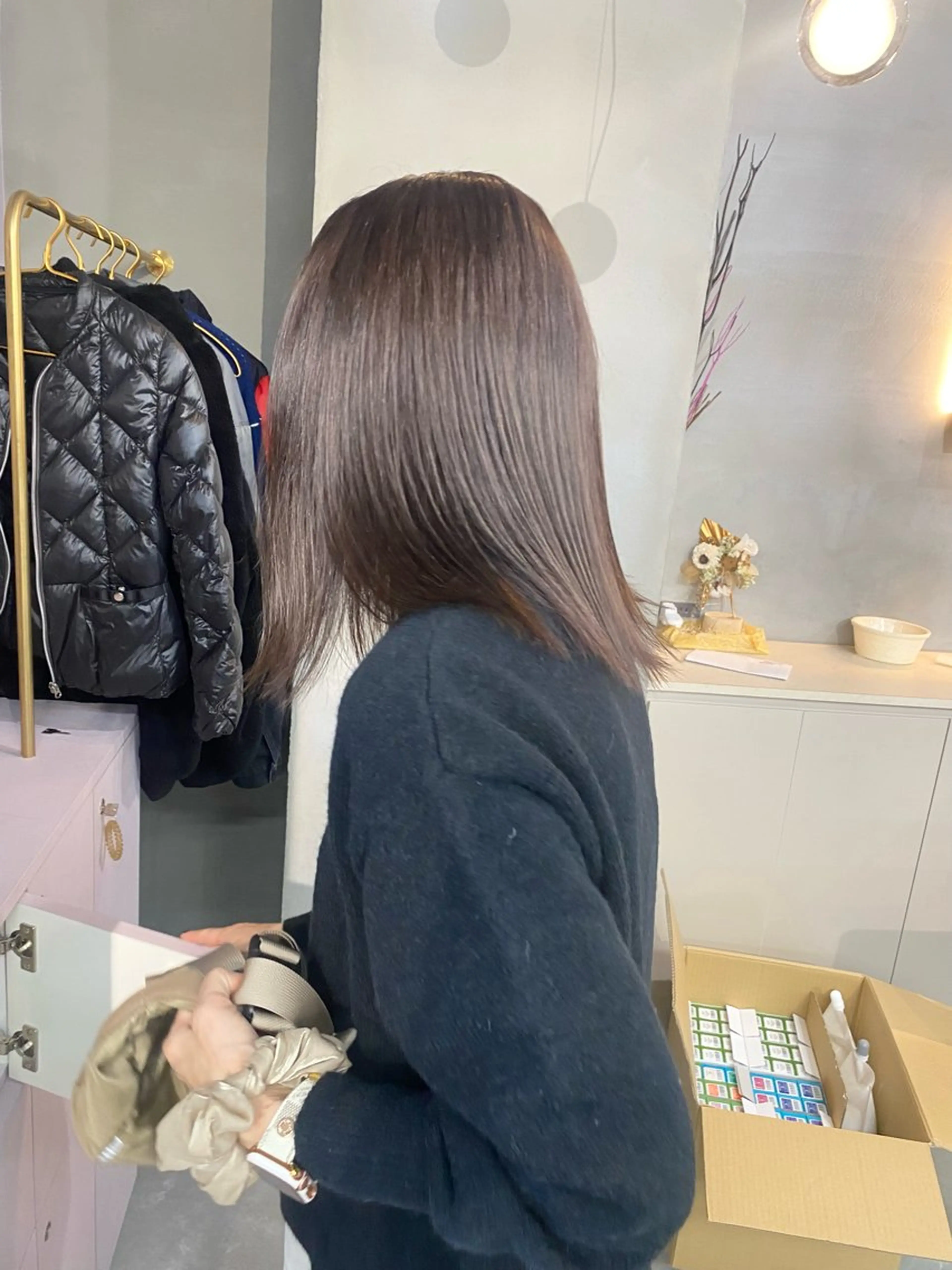 ミディアム カラー ブリーチ ヘアカラー トリートメント 前橋 姫奈のヘアスタイル