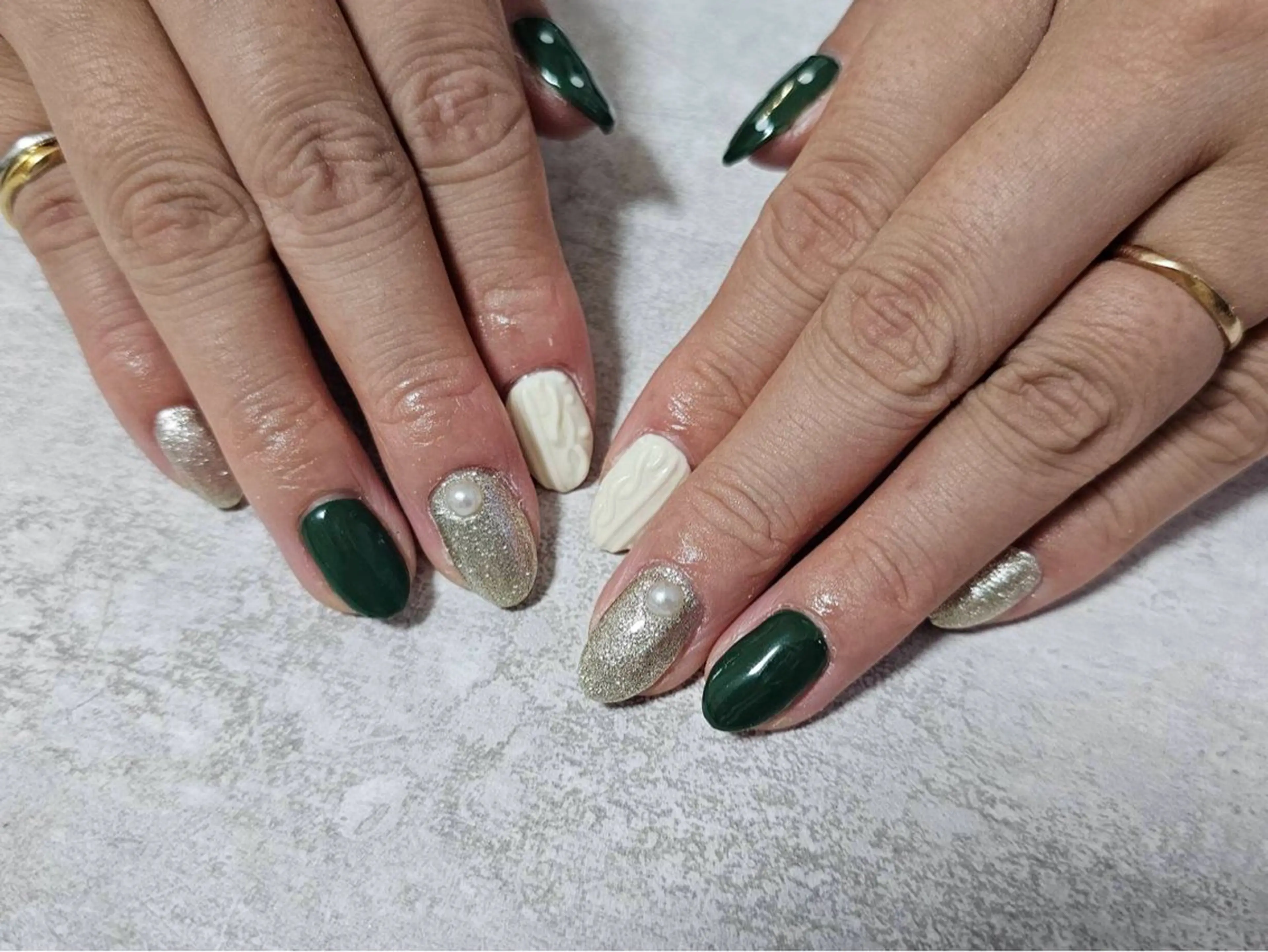 ネイル オーロラネイル フットネイル フレンチネイル ジェルネイル マグネットネイル mogunail &blowのネイルデザイン