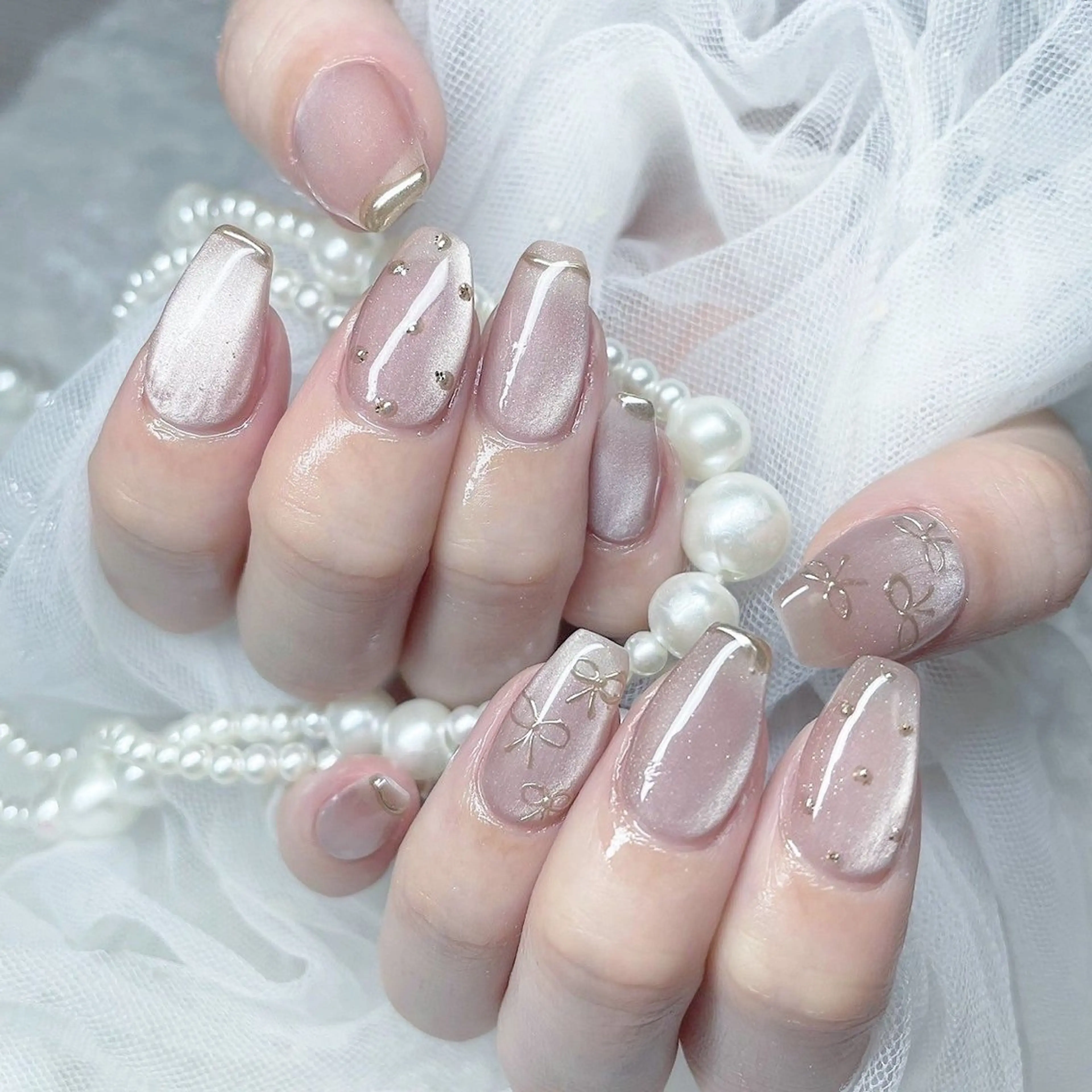 ネイル アートネイル 長さ出し フットネイル 韓国ネイル マグネットネイル ハンドネイル Kanako 💫のネイルデザイン