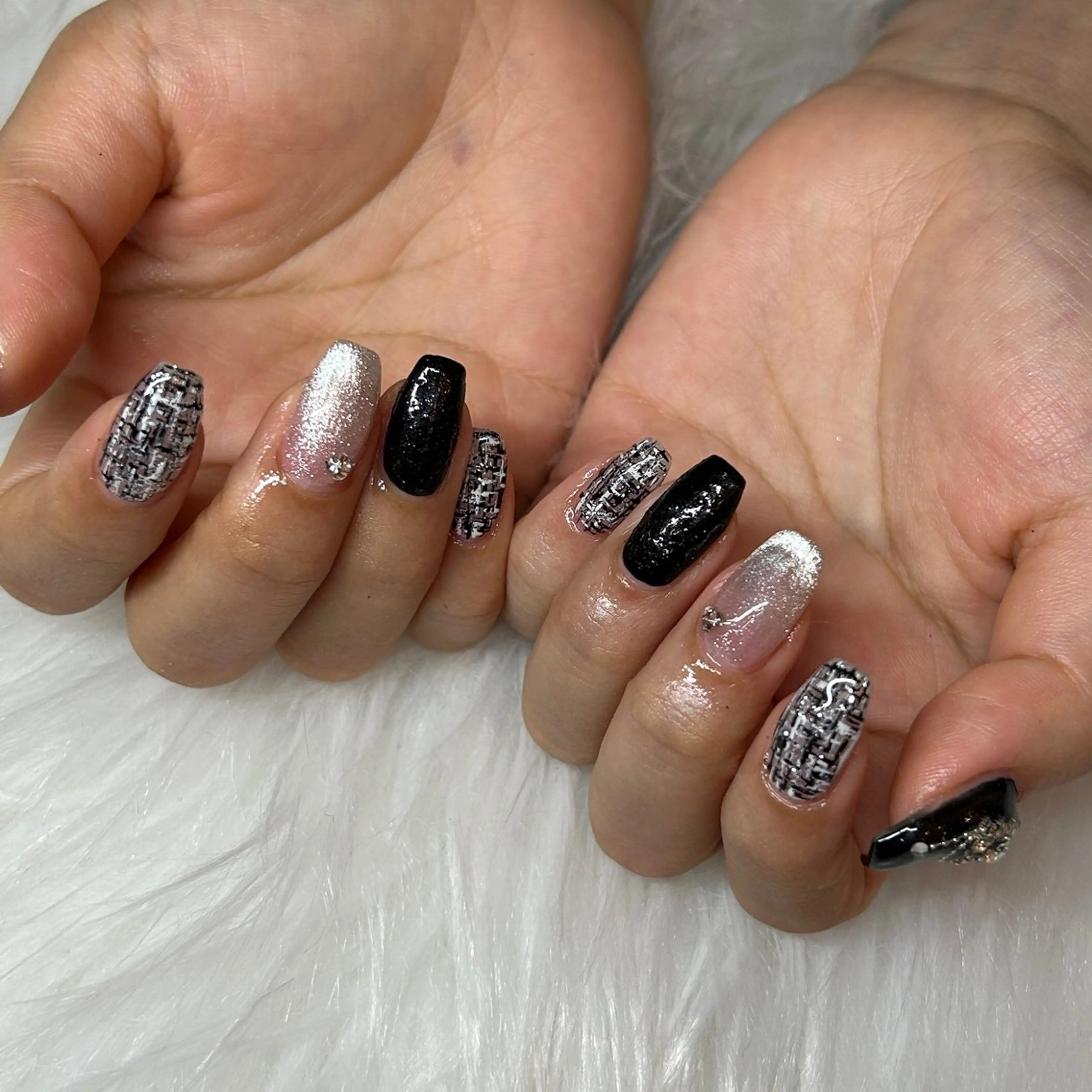 ネイル マグネットネイル ツイードネイル ハンドネイル ビューティサロン ☆Kirari☆のネイルデザイン