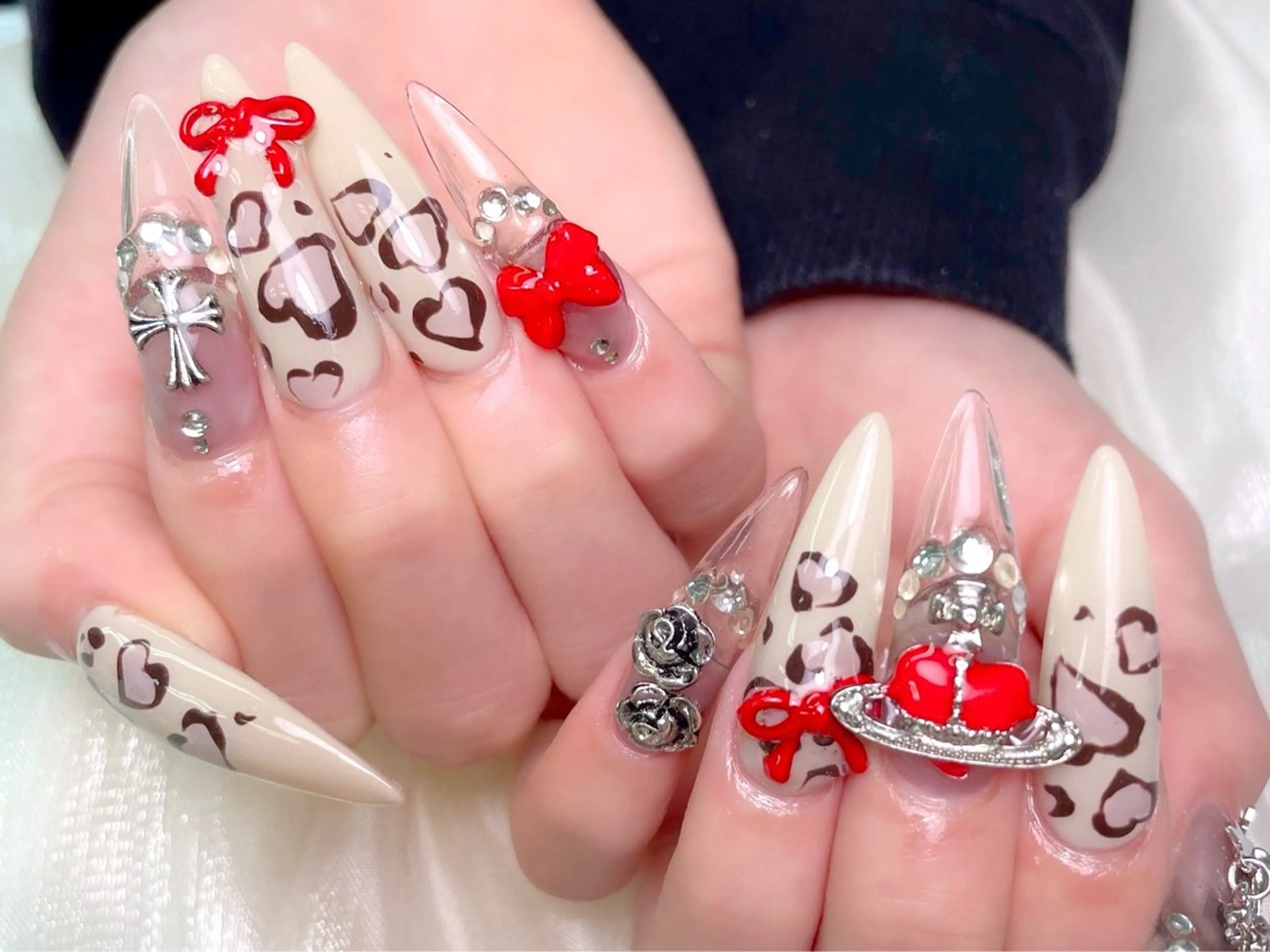 ネイル lucky nail 歌舞伎町のネイルデザイン