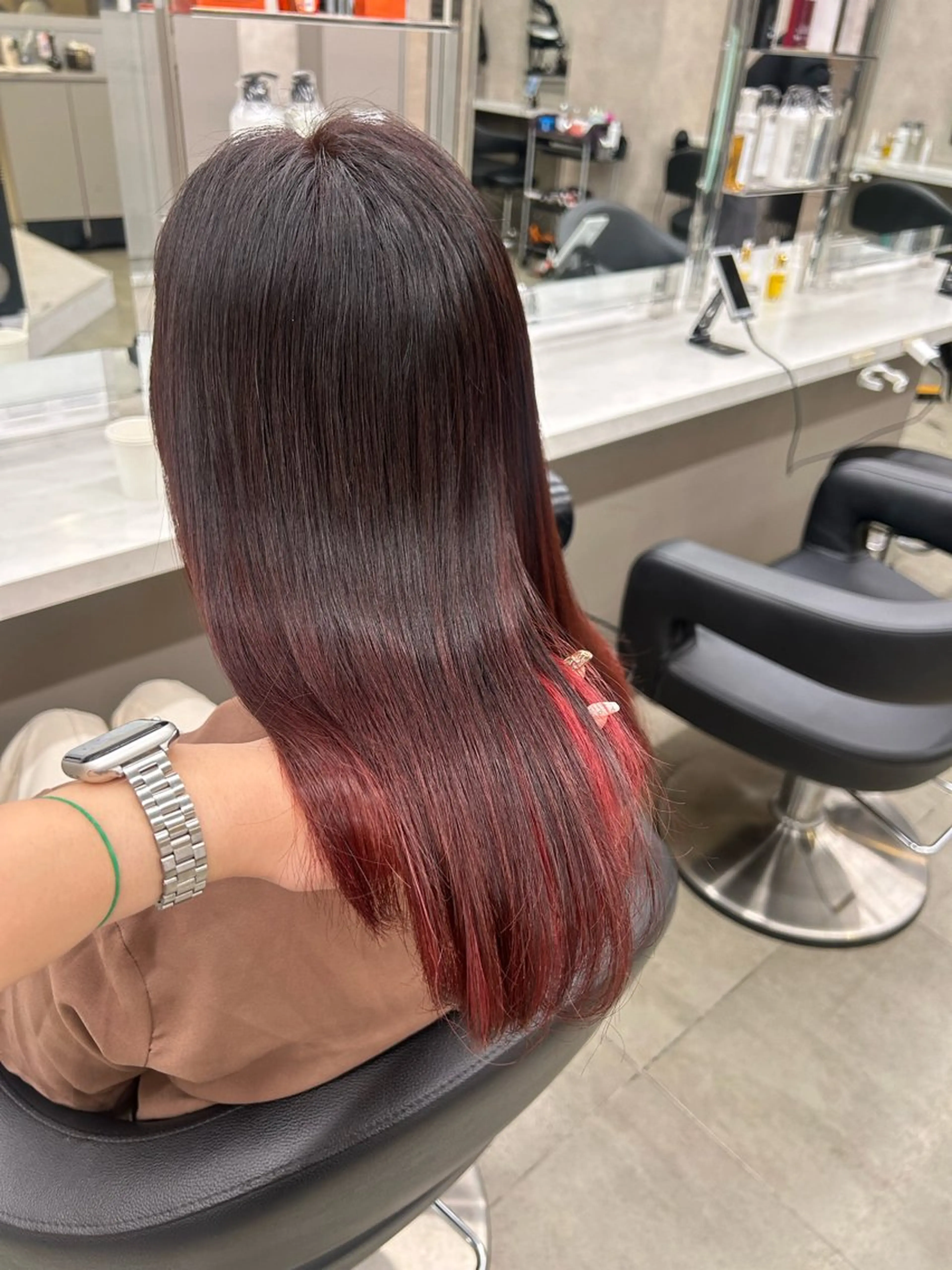 カラー 透明感ベージュ🤎 ナチュラルレイヤーのヘアスタイル