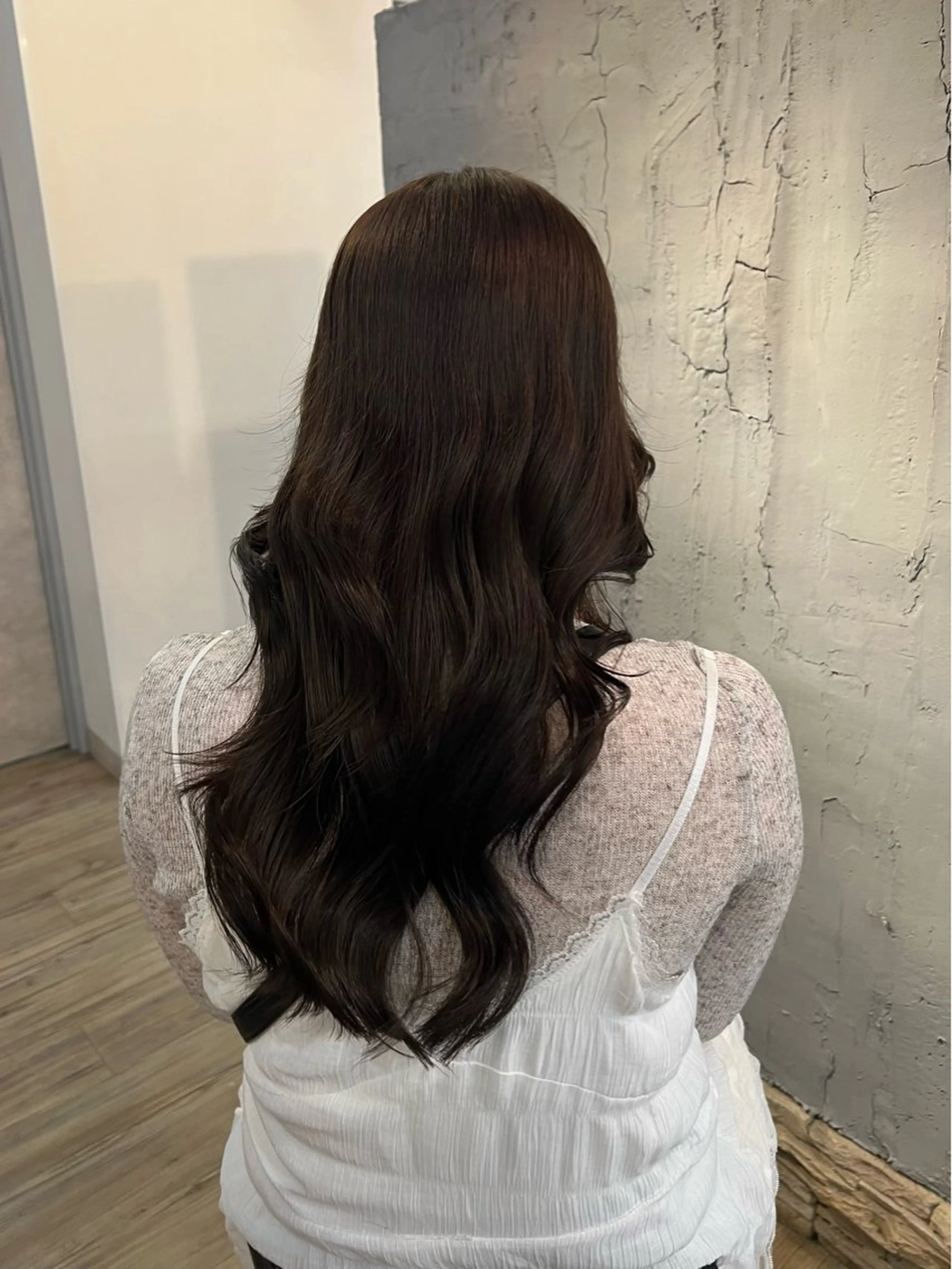 セミロング カラー ブラウンカラー ショコラブラウン 透明感カラー カット ヘアカラー トリートメント いぐちしょうた🫧 VISAGEbaskのヘアスタイル