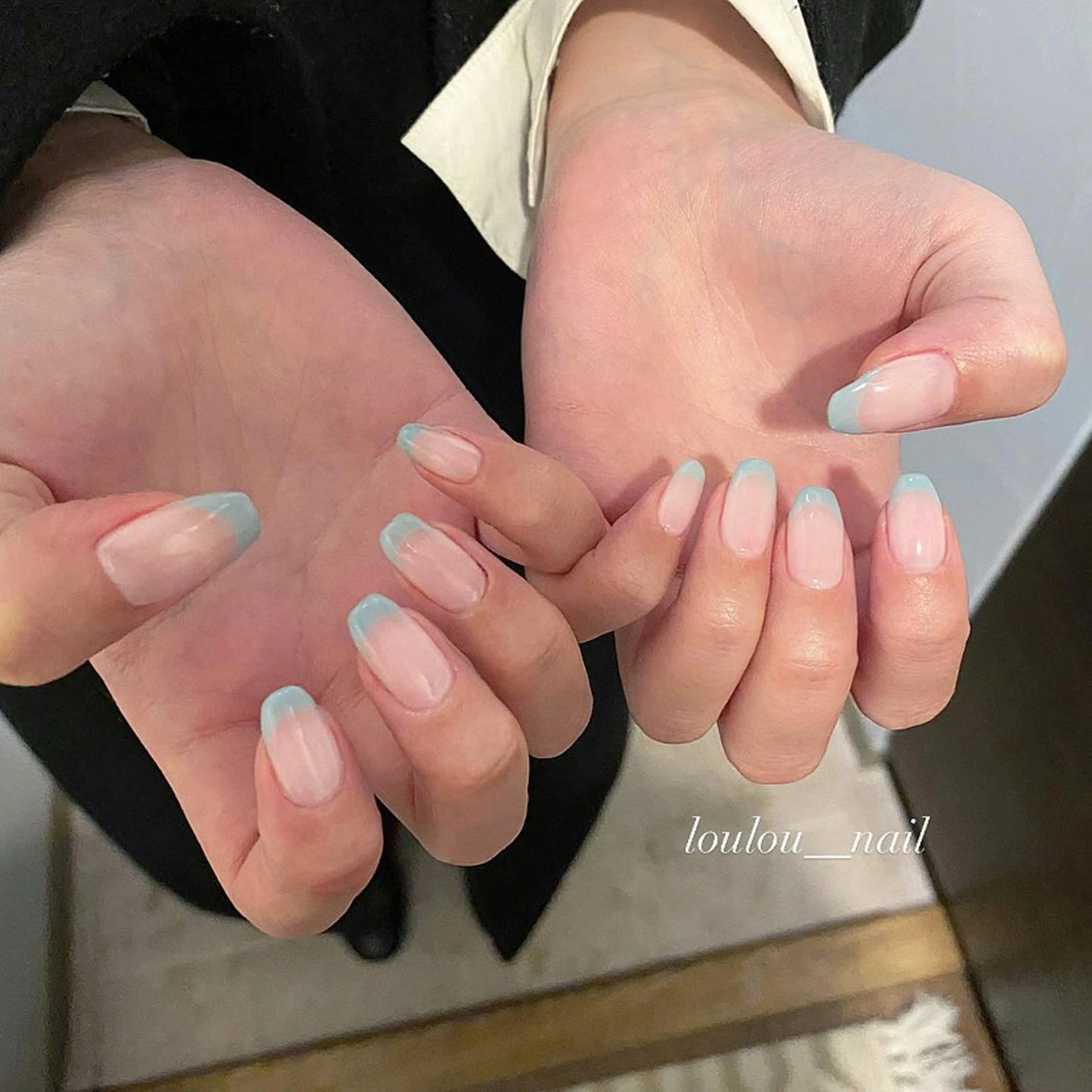 ネイル ブルー フレンチネイル ハンドネイル ハンドケア loulou   _nail所属・葛西 知佳のネイルデザイン