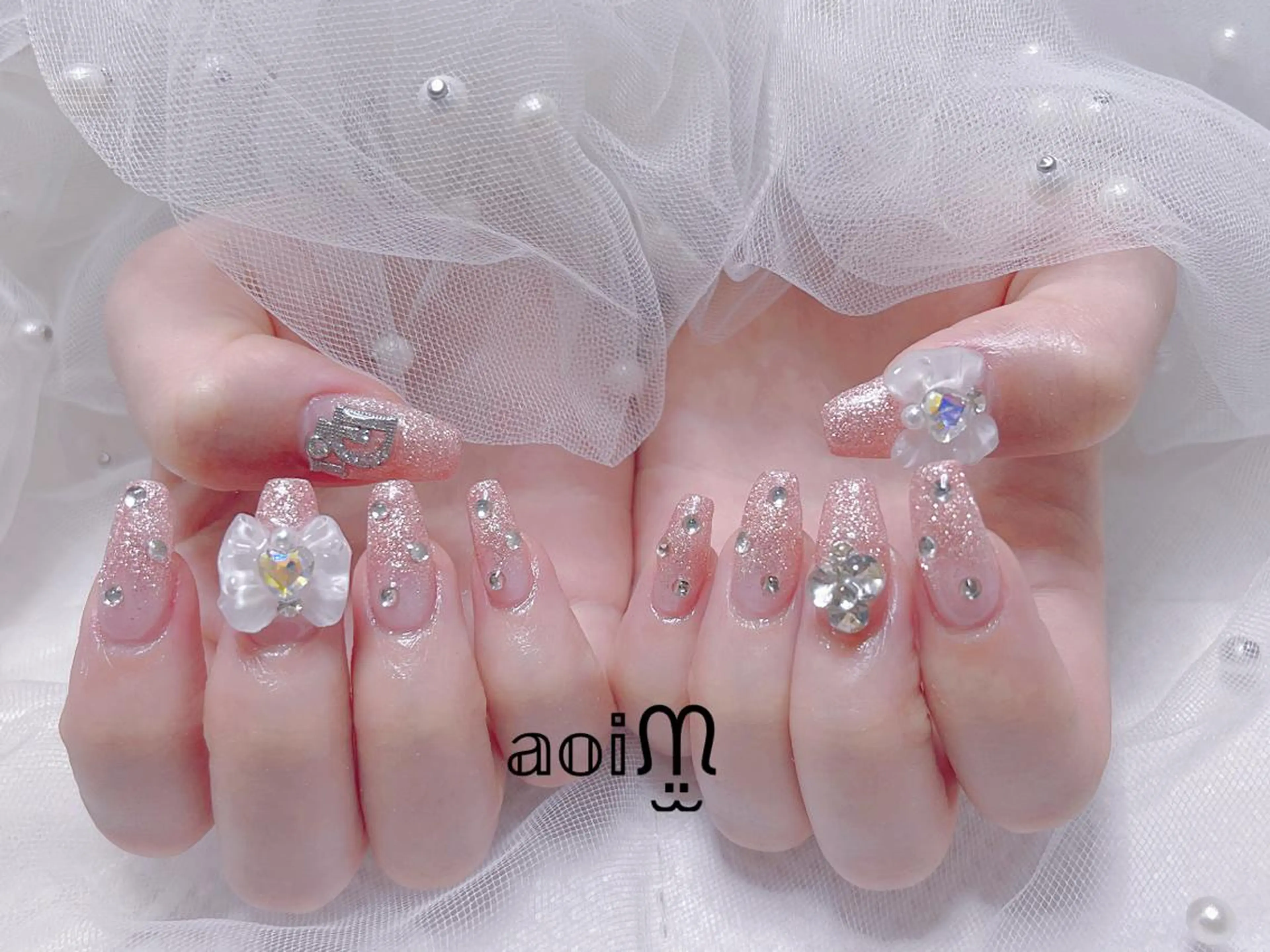 ネイル 葵うさぎ所属・葵うさぎ AIのネイルデザイン