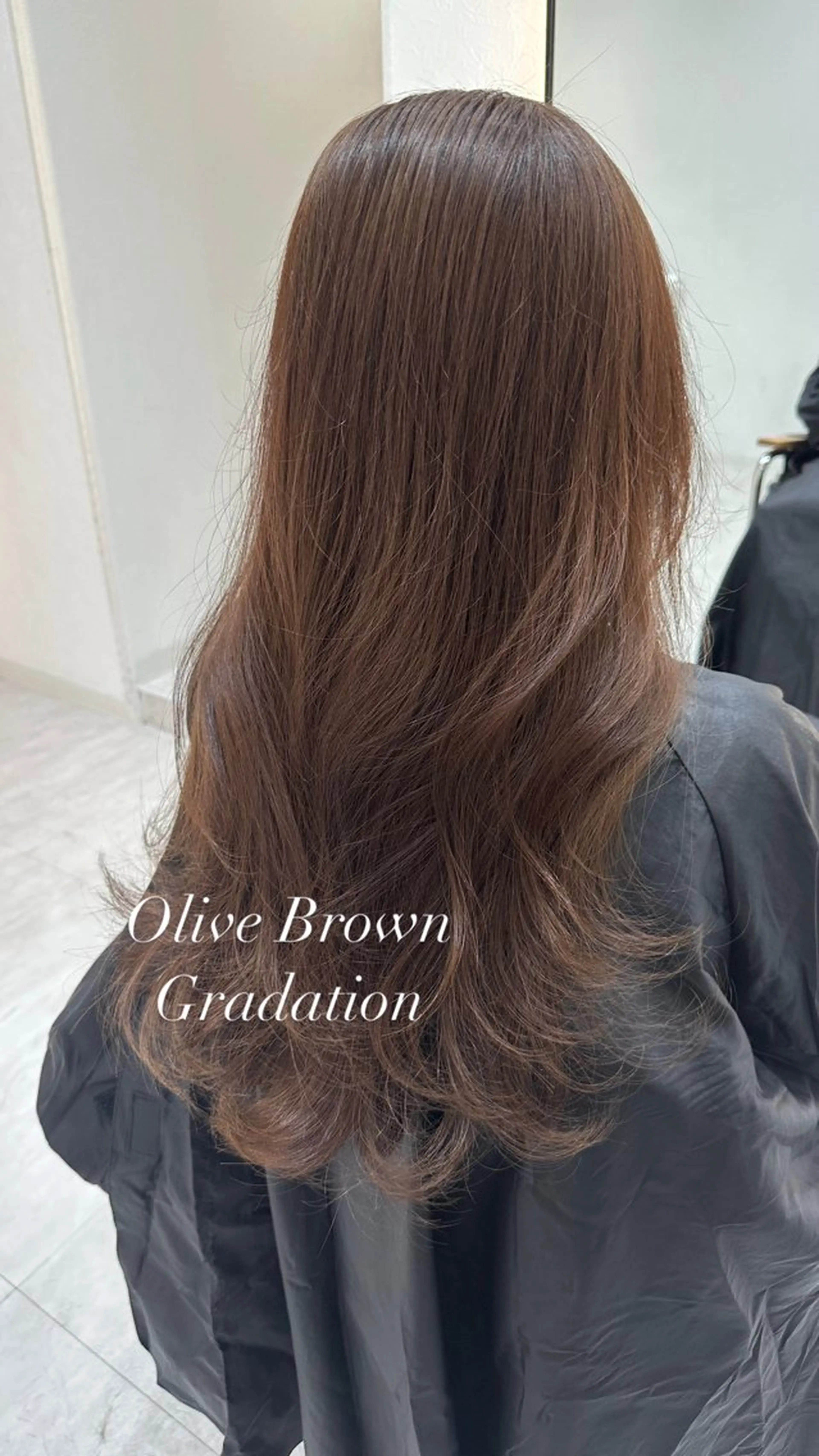 ロング カラー 赤み消し/透明感 オリーブ/福田れんのヘアスタイル