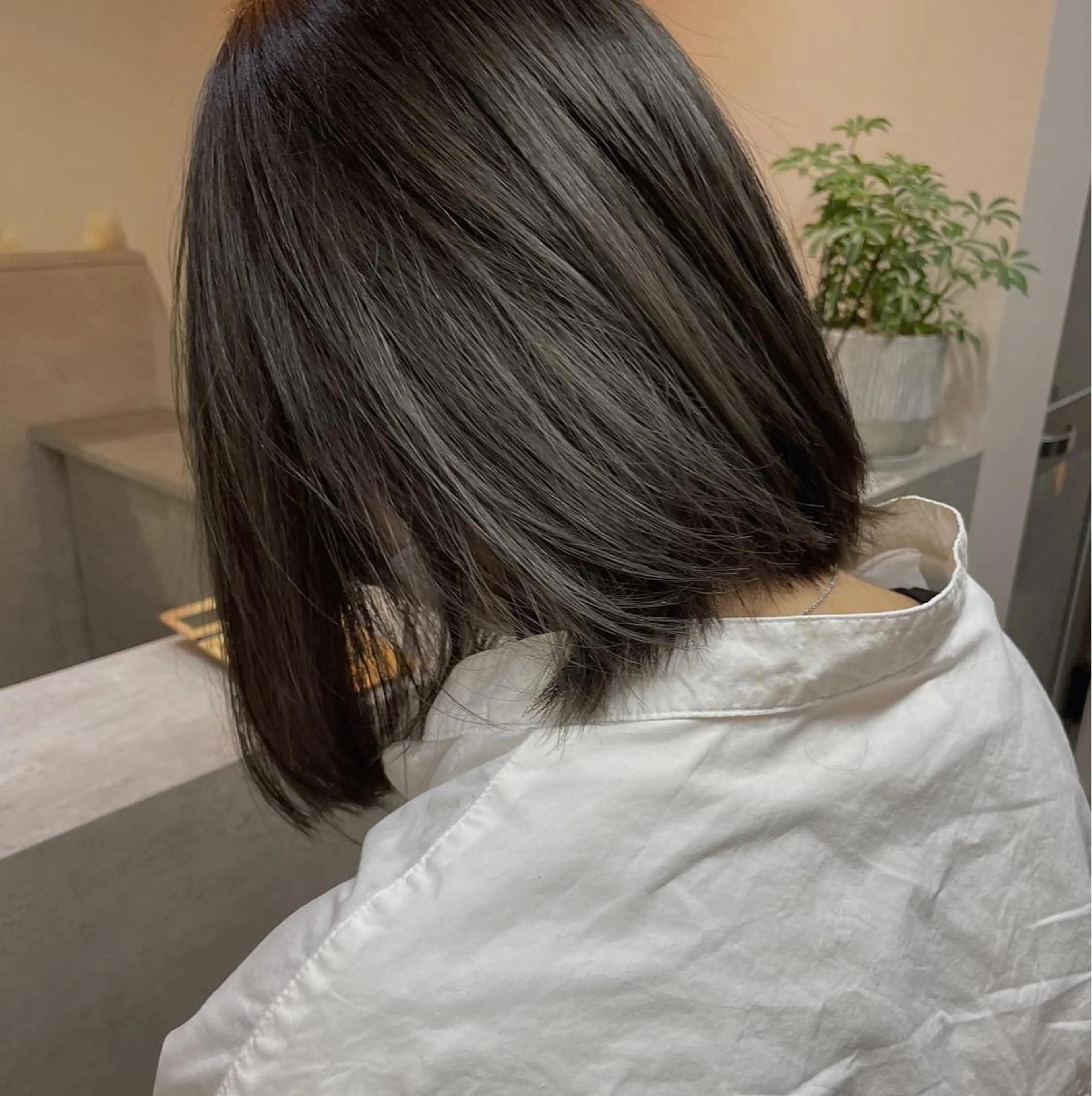 ショート ヘアカラー トリートメント nene .のヘアスタイル