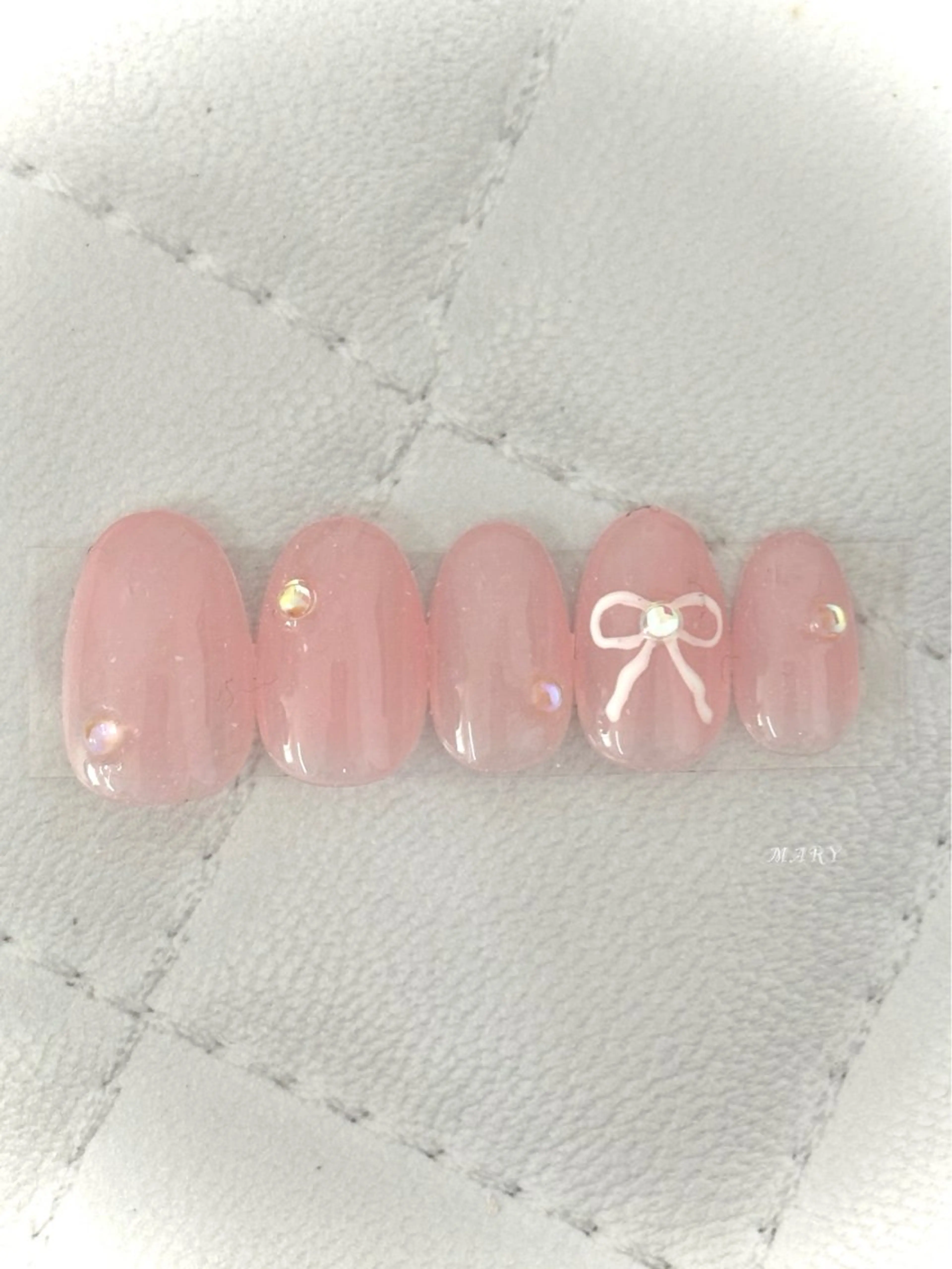 ネイル ニュアンスネイル ワンカラーネイル ピンク リボン ハンドネイル Mary nail .narumiのネイルデザイン